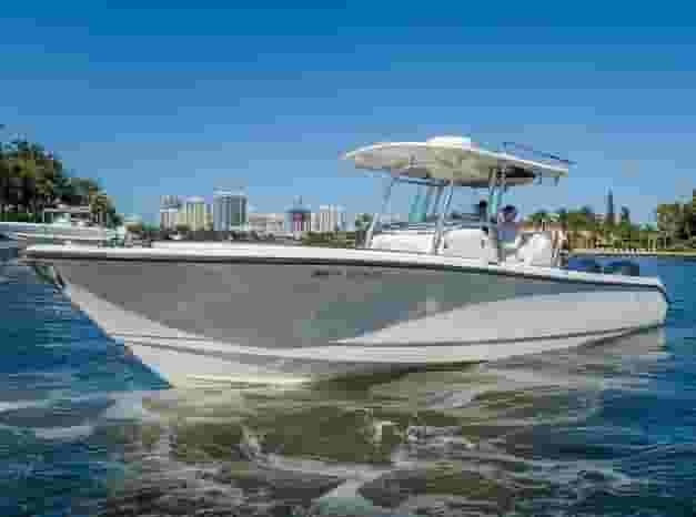 2010 EdgeWater 318CC