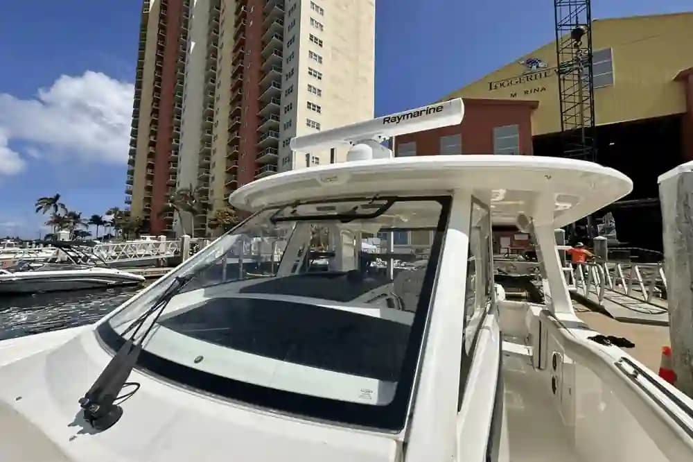 Boston Whaler 350 Realm for Sale