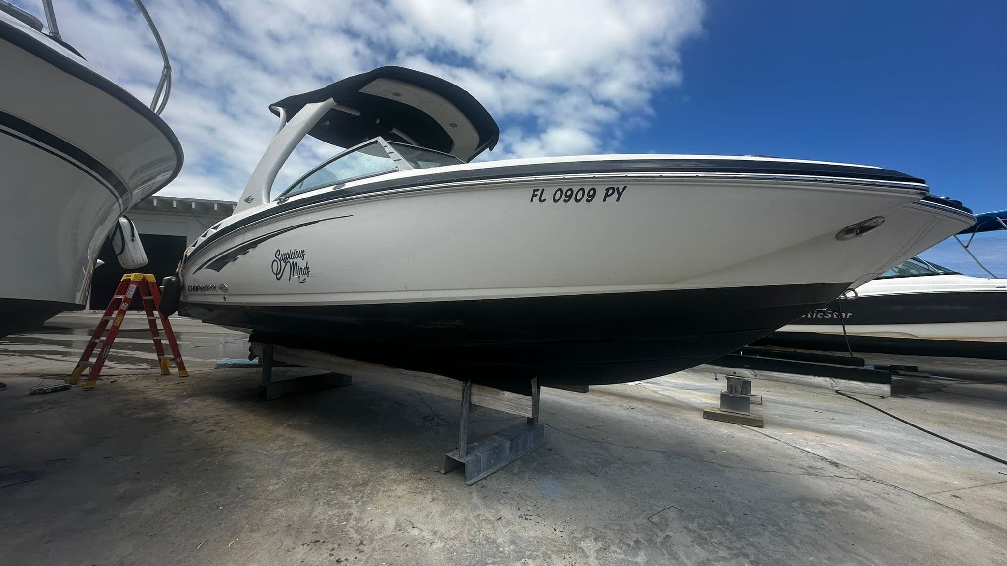 Chaparral 264 Sunesta for Sale