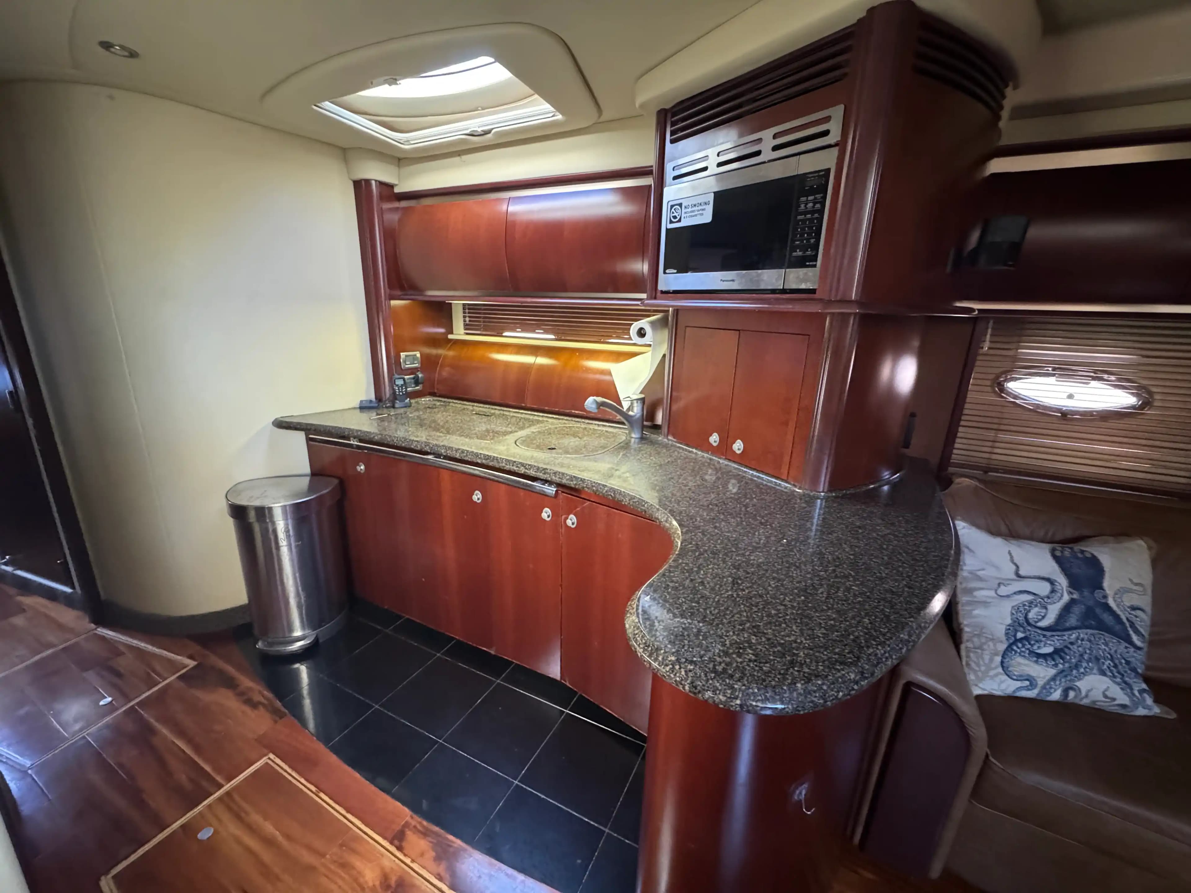 2005 Sea Ray 500 Sundancer for Sale in Miami, Florida Express Cruiser 3