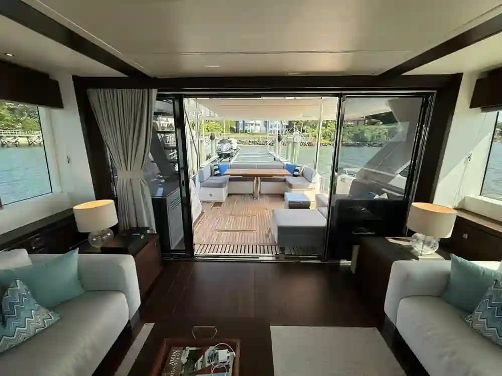 2021 Sunseeker 76 Yacht for Sale in Suffolk County, New York Flybridge 2