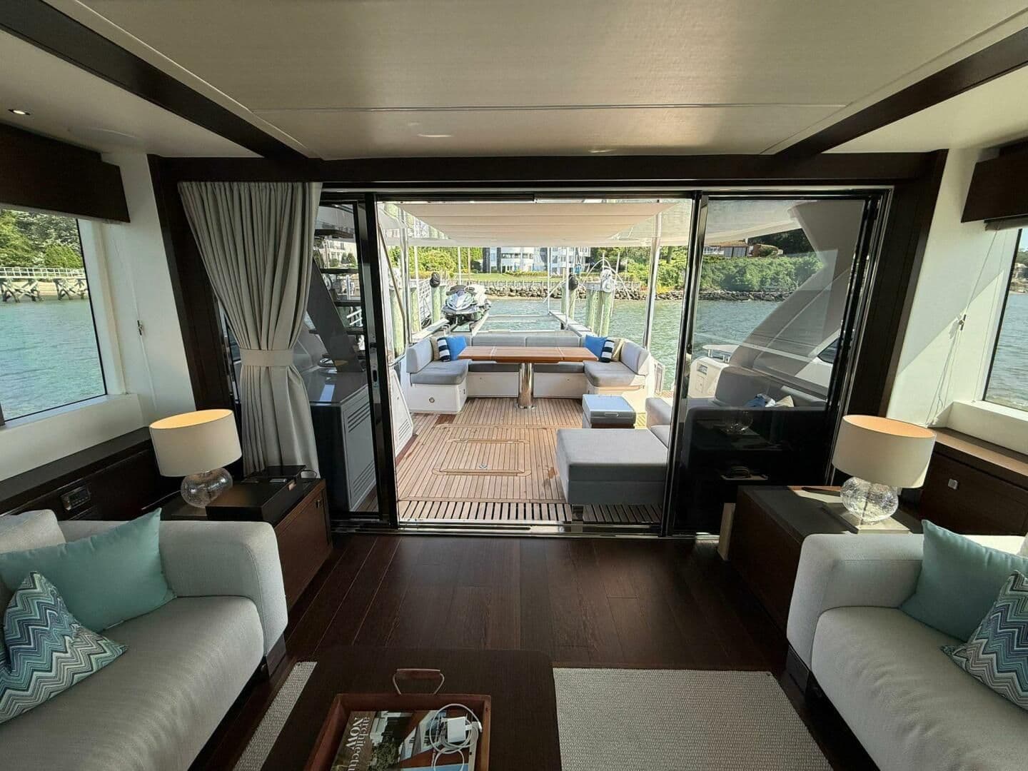 2021 Sunseeker 76 Yacht for Sale in Suffolk County, New York Flybridge 2