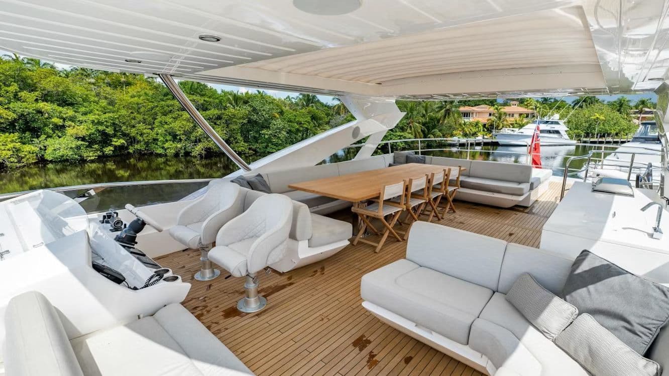 Sunseeker 86 Yacht for Sale