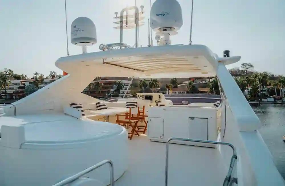 Ferretti Yachts 881 te koop