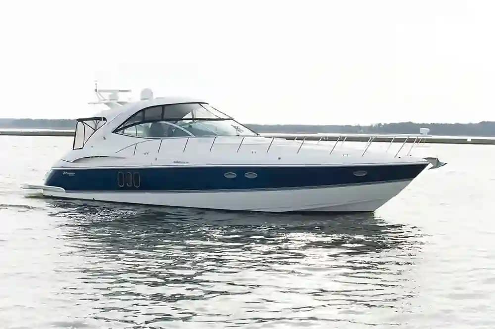 Cruisers Yachts 560 Express for Sale