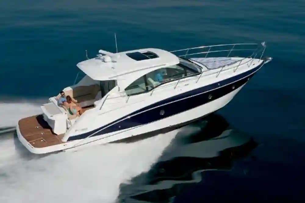 Cruisers Yachts 560 Express for Sale