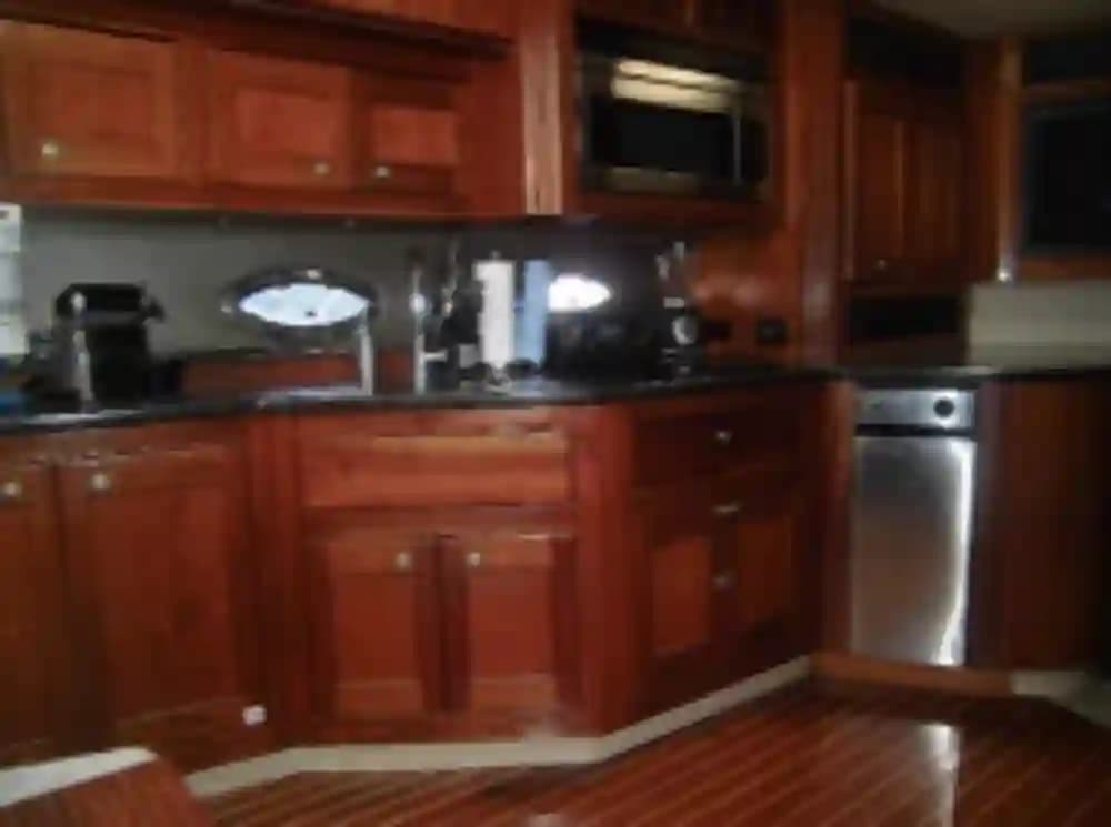 Cruisers Yachts 560 Express for Sale