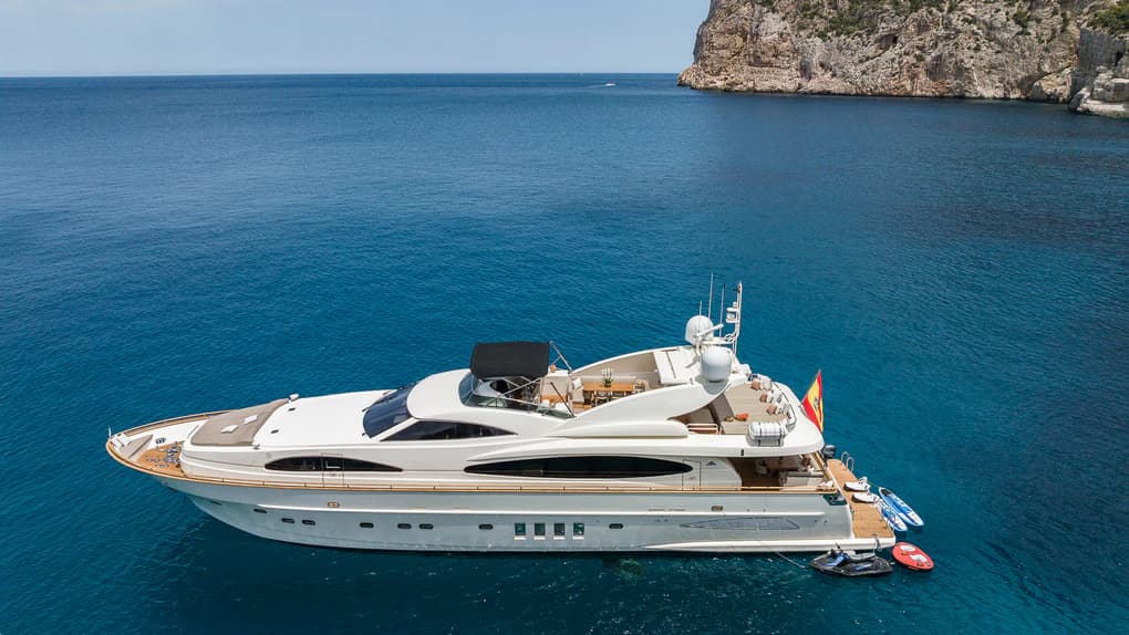 2005 Astondoa 102 GLX for Sale in Altea, ES Motor Yacht 4