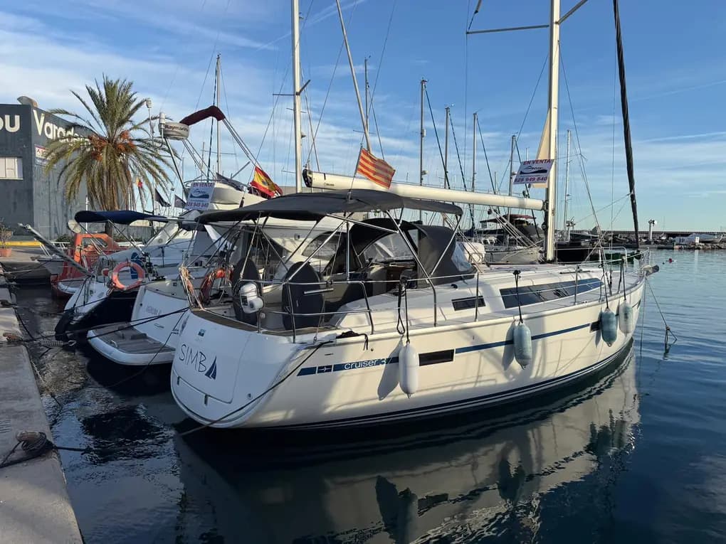 2019 Bavaria Yachts Cruiser 37 for Sale in Altea, ES Monohull