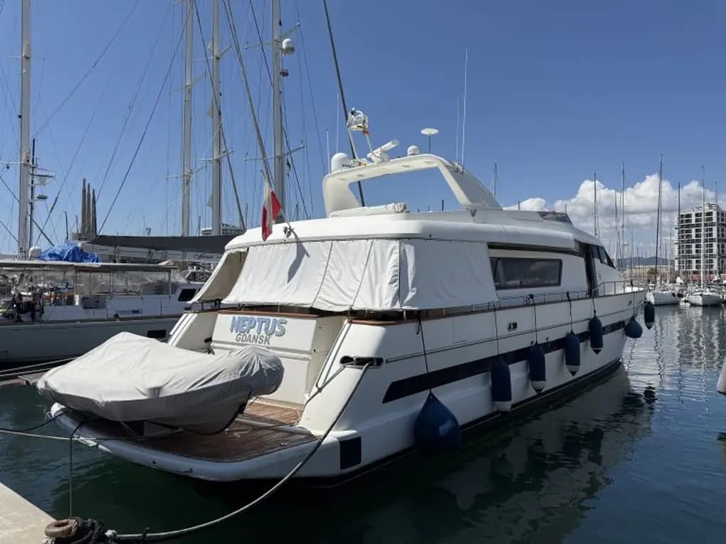 1999 Sanlorenzo SL82 for Sale in Altea, ES Flybridge 3