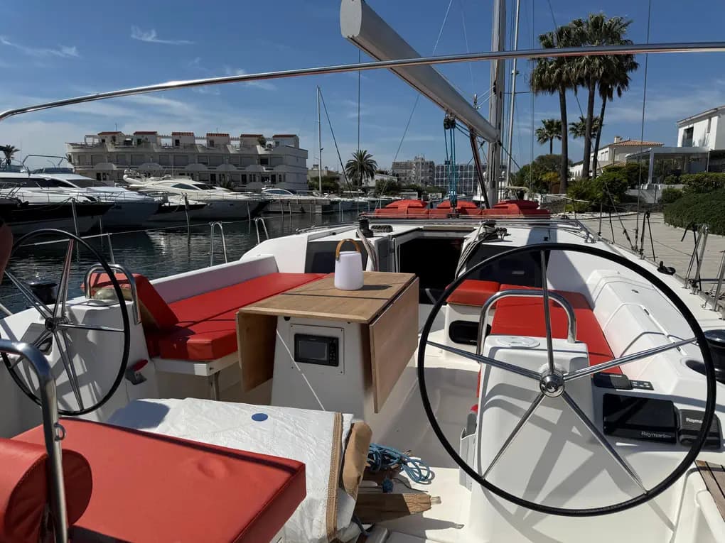 2016 Dufour 512 Grand Large for Sale in Altea, ES Monohull 3