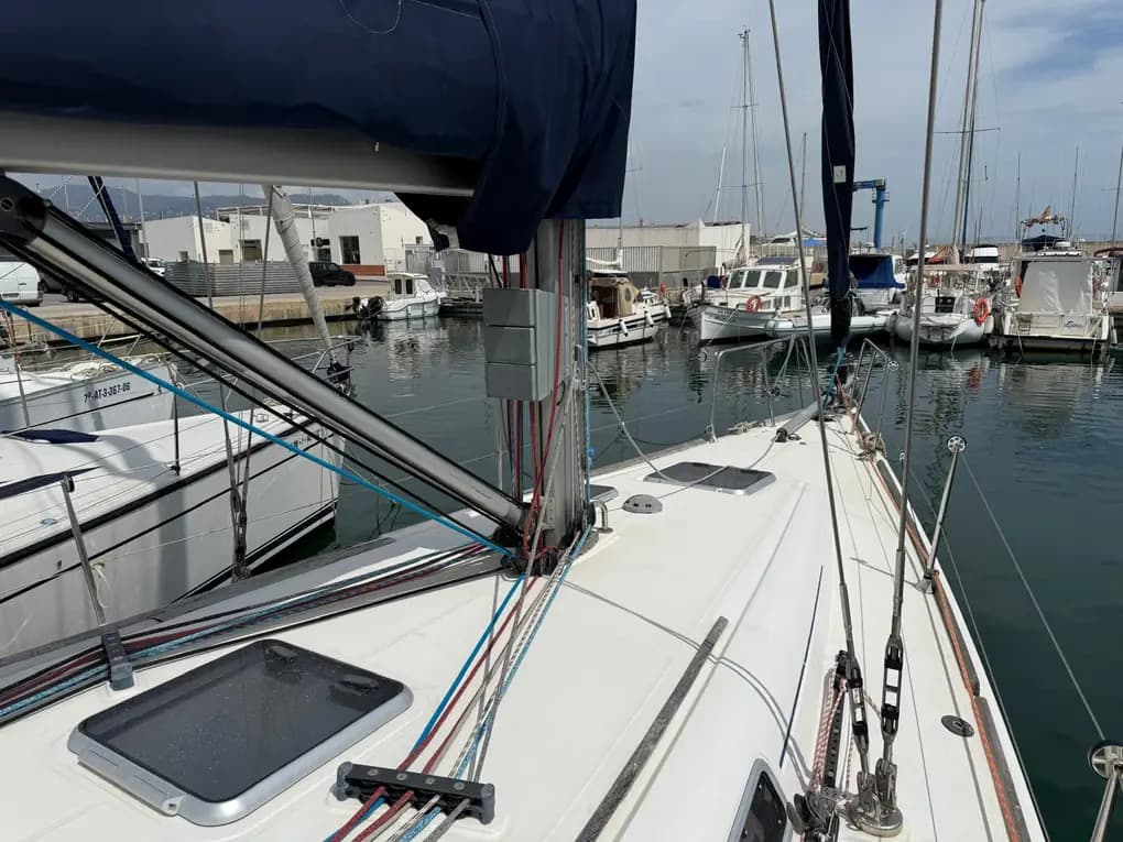 2004 Dufour 40 for Sale in Altea, ES Sloop 2
