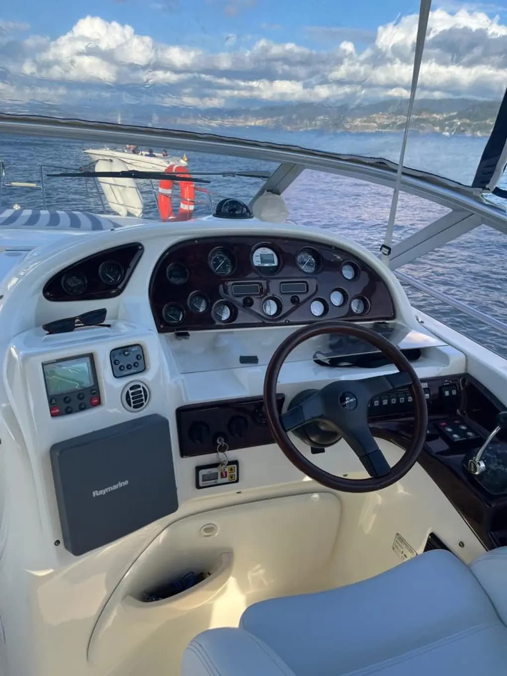 2004 Cranchi Smeraldo 37 for Sale in Altea, ES Express Cruiser 5