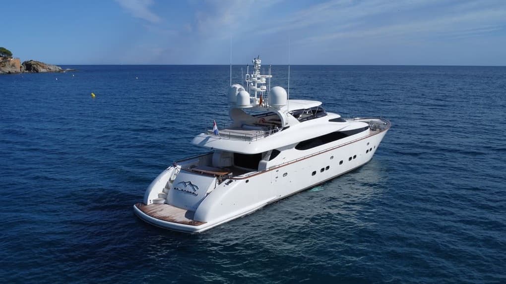 2008 Maiora 31 DP for Sale in Altea, ES Motor Yacht 2
