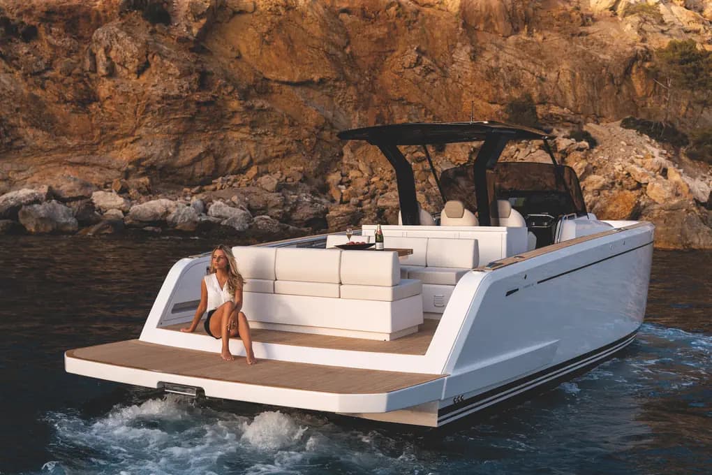 2018 Pardo Yachts P38 for Sale in Altea, ES Walk-around Boats 5
