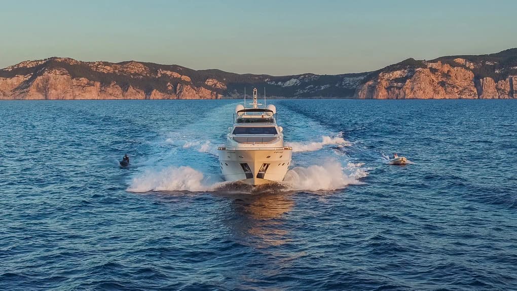2005 Astondoa 102 GLX for Sale in Altea, ES Motor Yacht