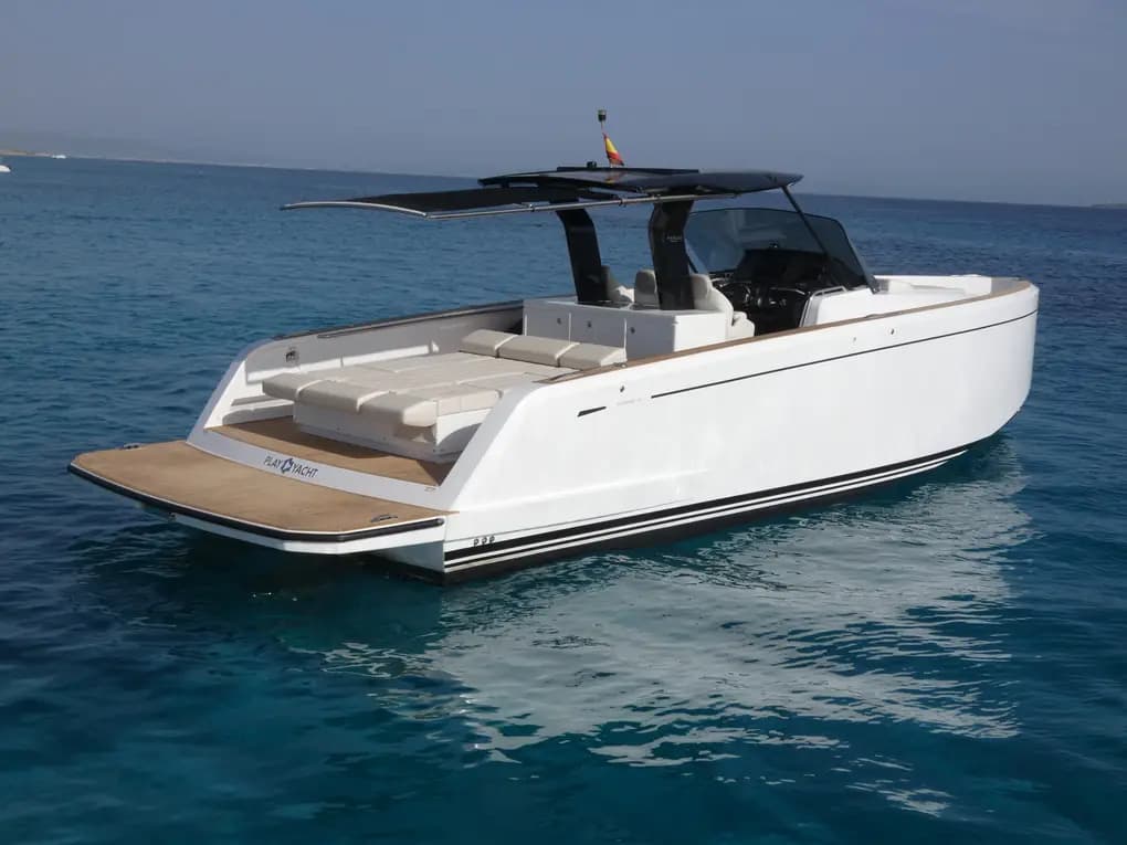 2018 Pardo Yachts P38 for Sale in Altea, ES Walk-around Boats 2