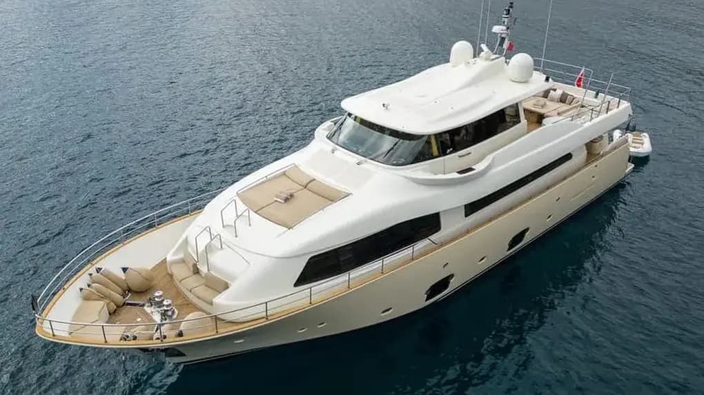 2010 Custom Line Navetta 26 for Sale in Altea, ES Motor Yacht 4