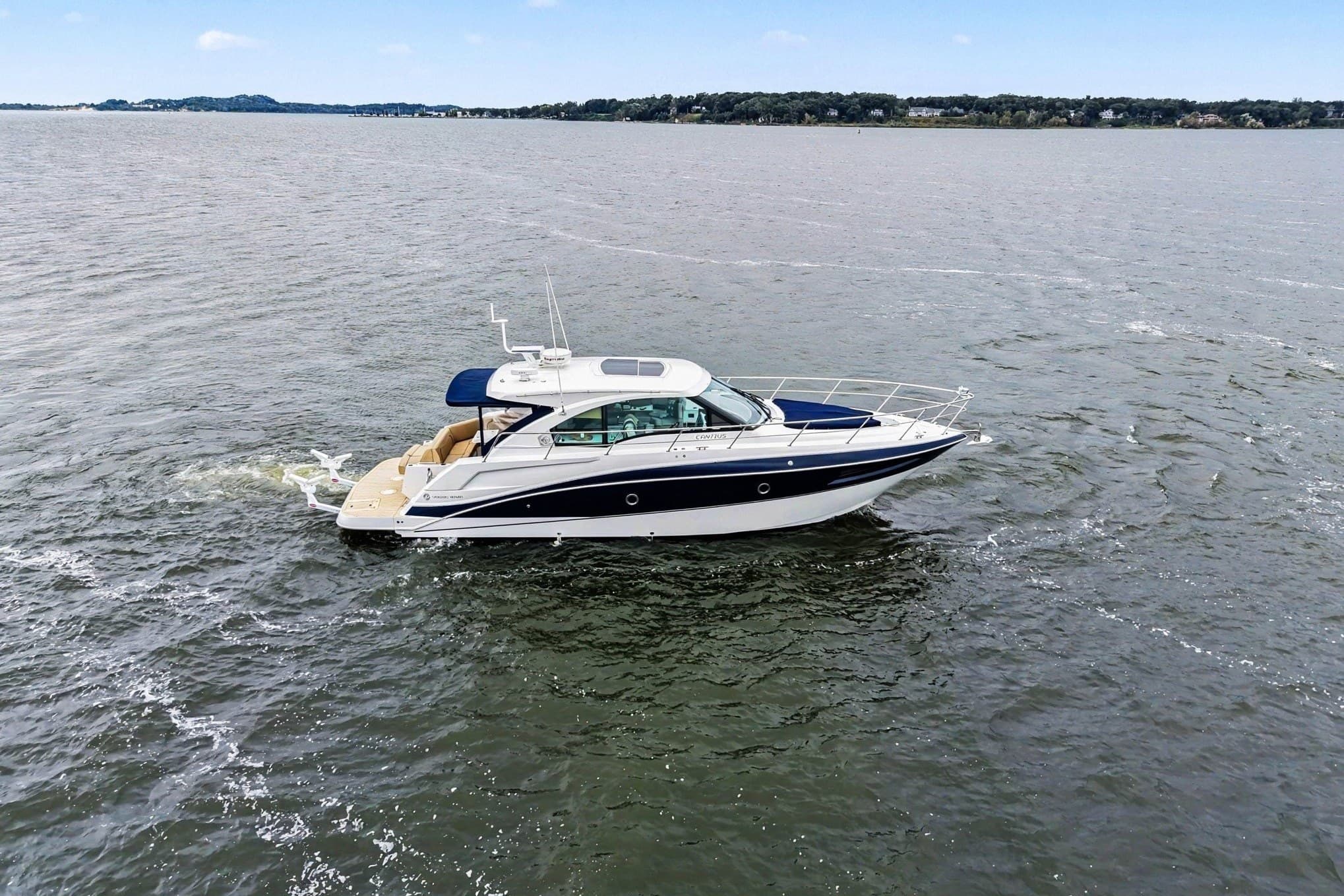 2015 Cruisers Yachts 41 Cantius for Sale in Muskegon, MI Sport Cruiser