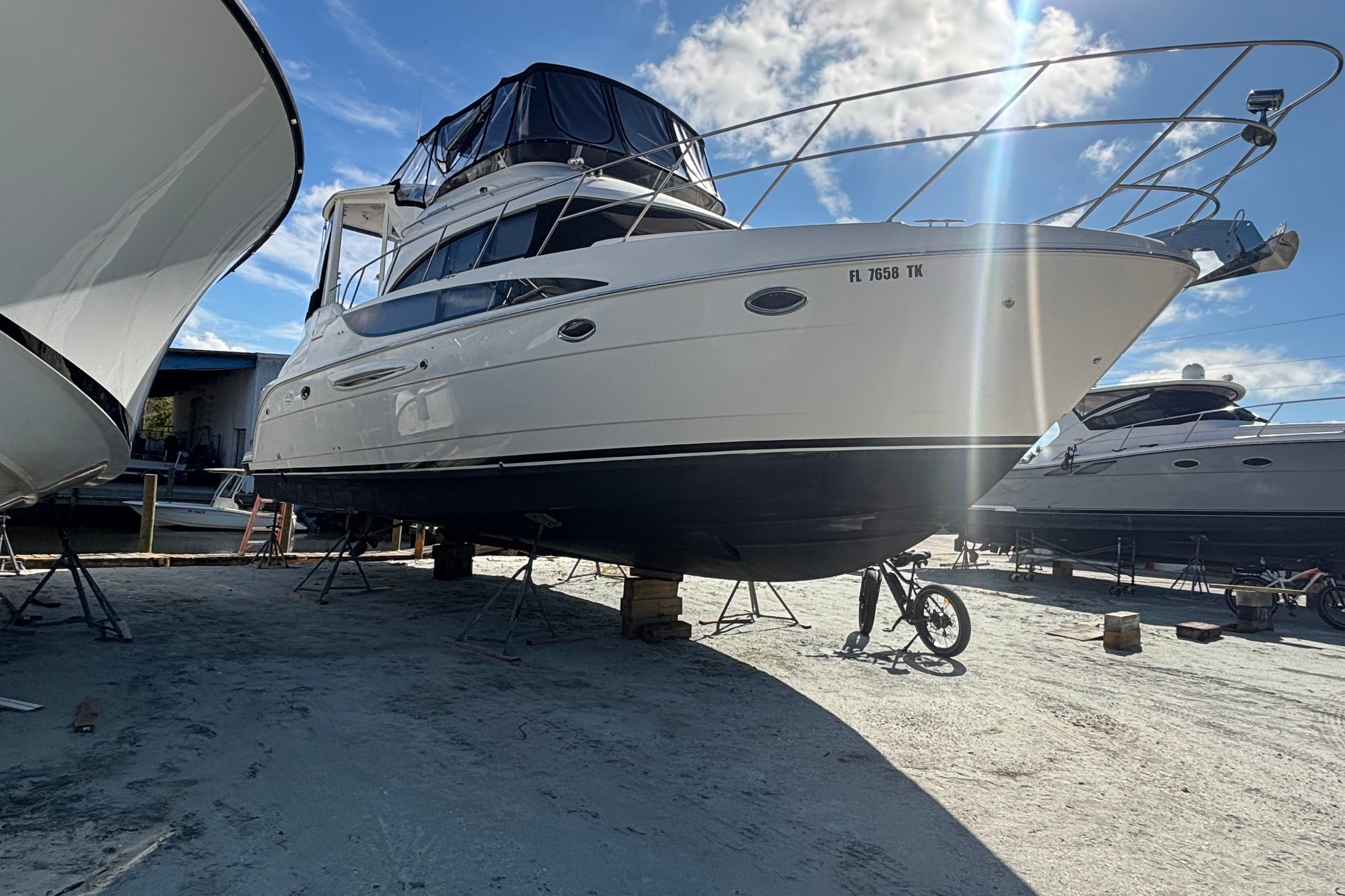 2004 Meridian 459 Motoryacht for Sale in Punta Gorda, Florida Motor Yacht 4