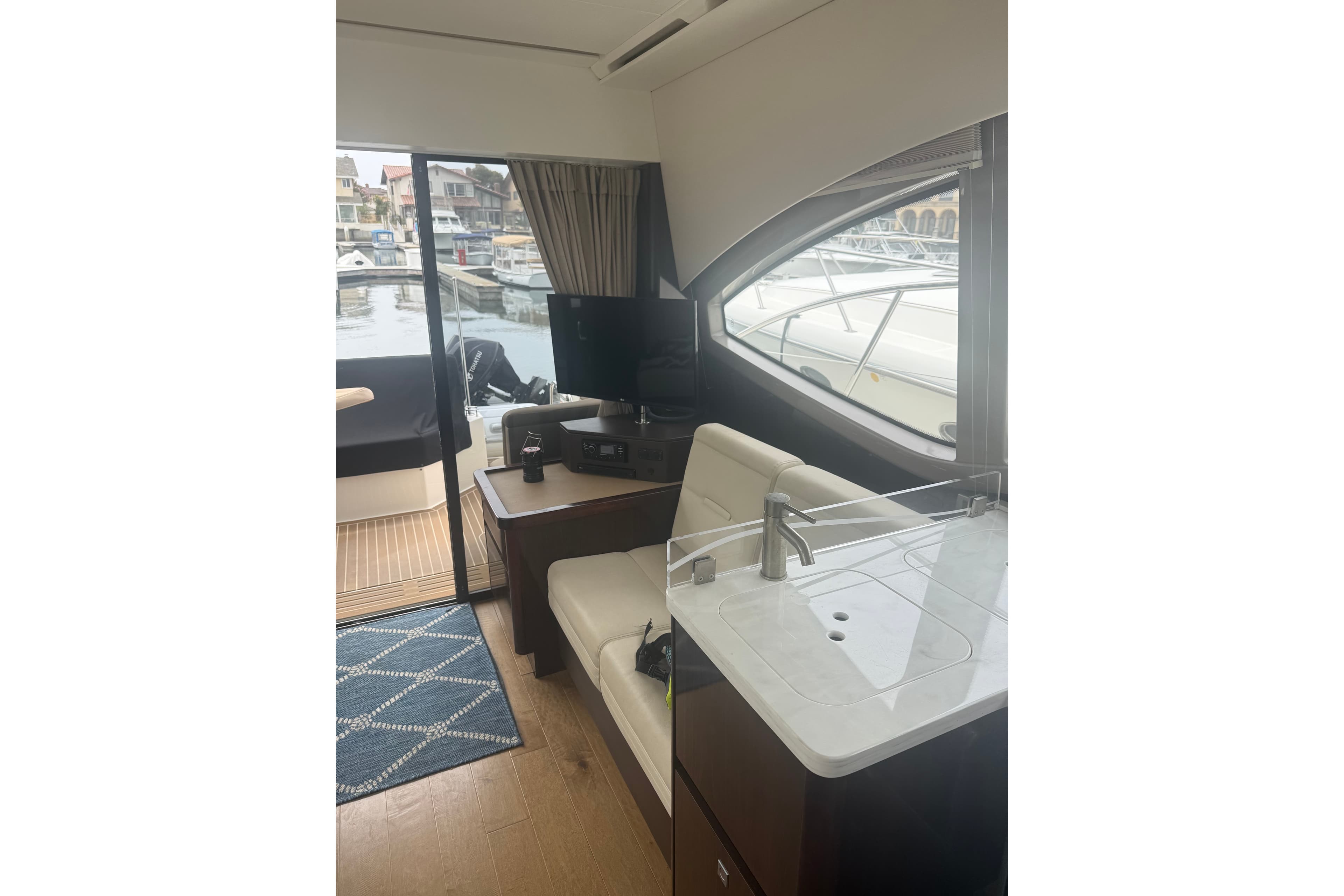 2017 Sea Ray Sundancer 400 for Sale in Huntington Beach, CA Express Cruiser 5
