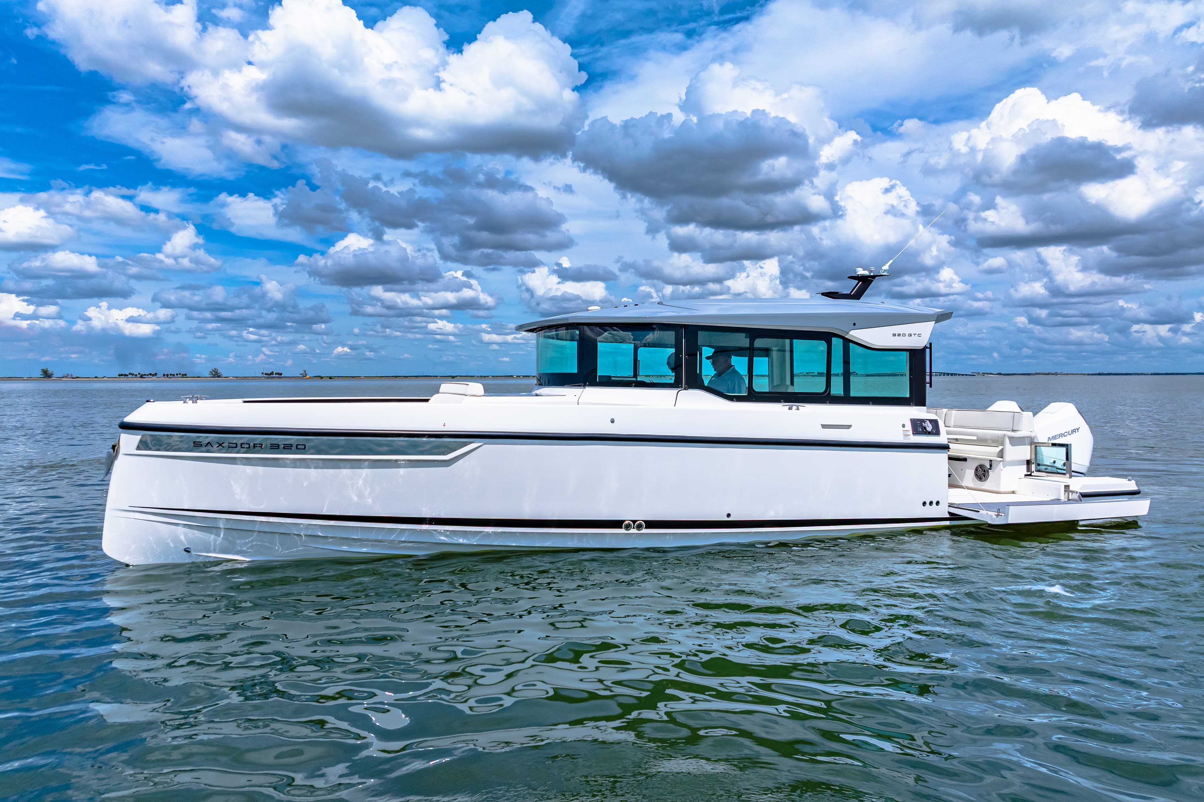 2026 Saxdor 320 GTC for Sale in Clearwater, Florida Pilothouse 4
