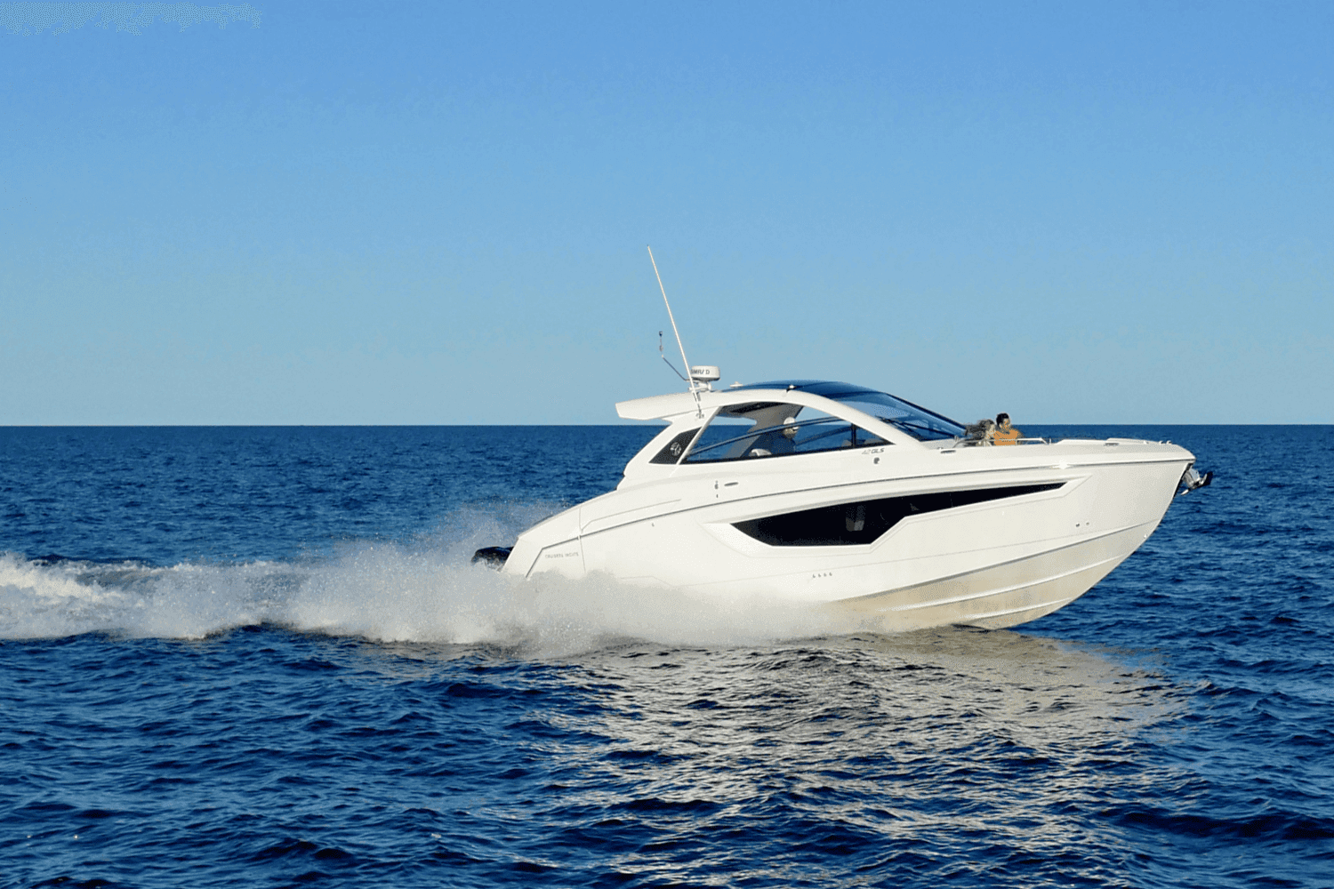 2027 Cruisers Yachts 42 GLS OB for Sale in Brick Township, New Jersey Bowrider