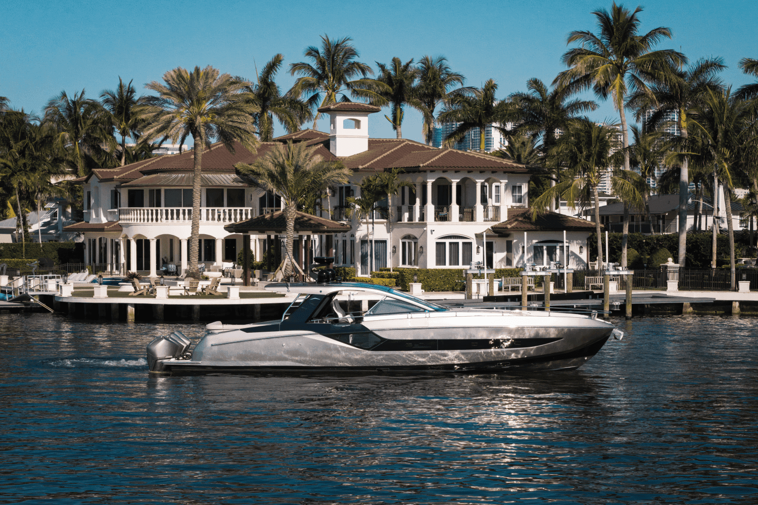 2021 Azimut Verve 47 for Sale in Naples, FL Express Cruiser 5