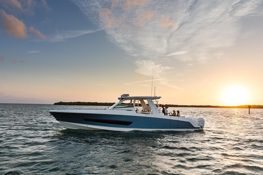 2027 Boston Whaler 420 Outrage for Sale in Sarasota, FL Sport Fishing 2