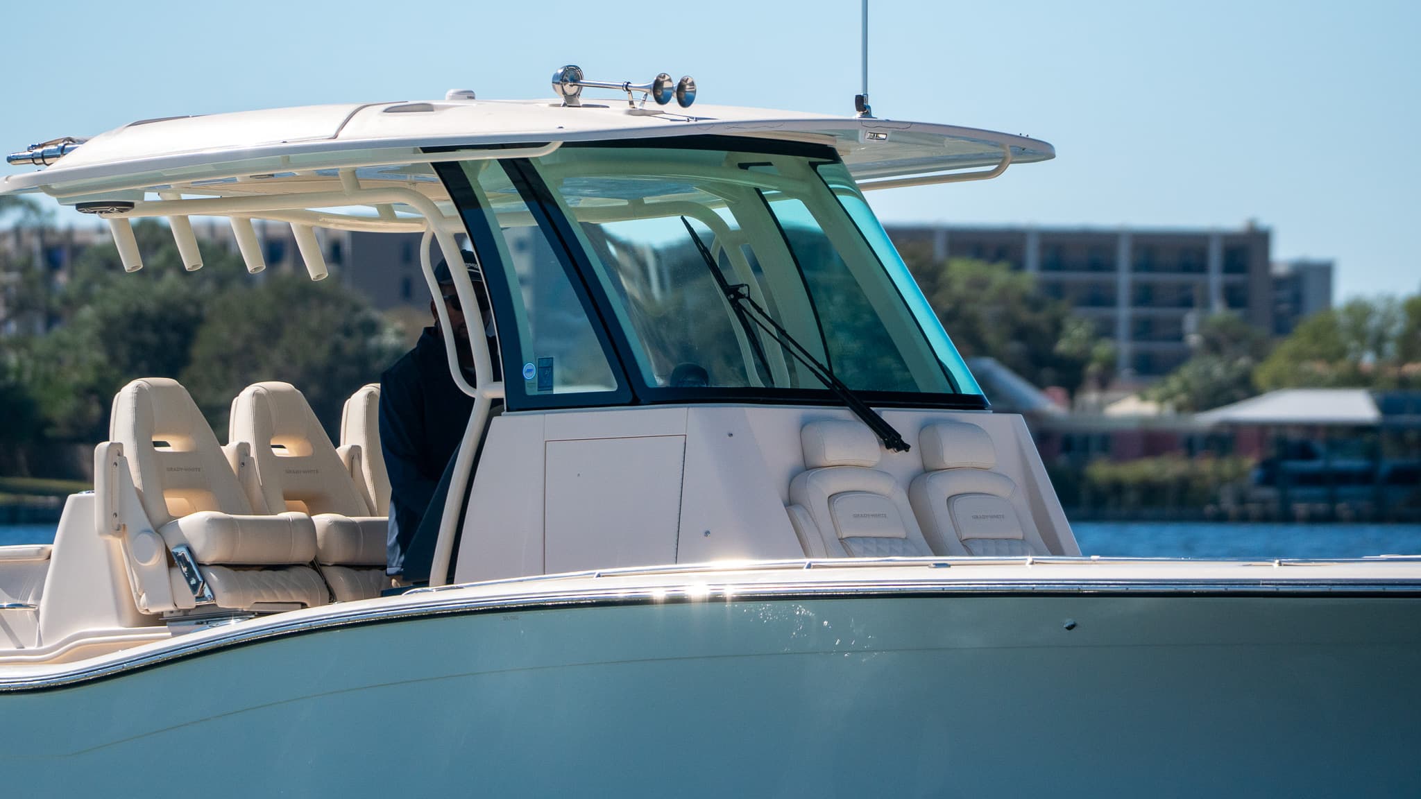 2027 Grady-White Boats 321 Coastal Explorer for Sale in Fort Walton Beach, Florida Bay Boats 4