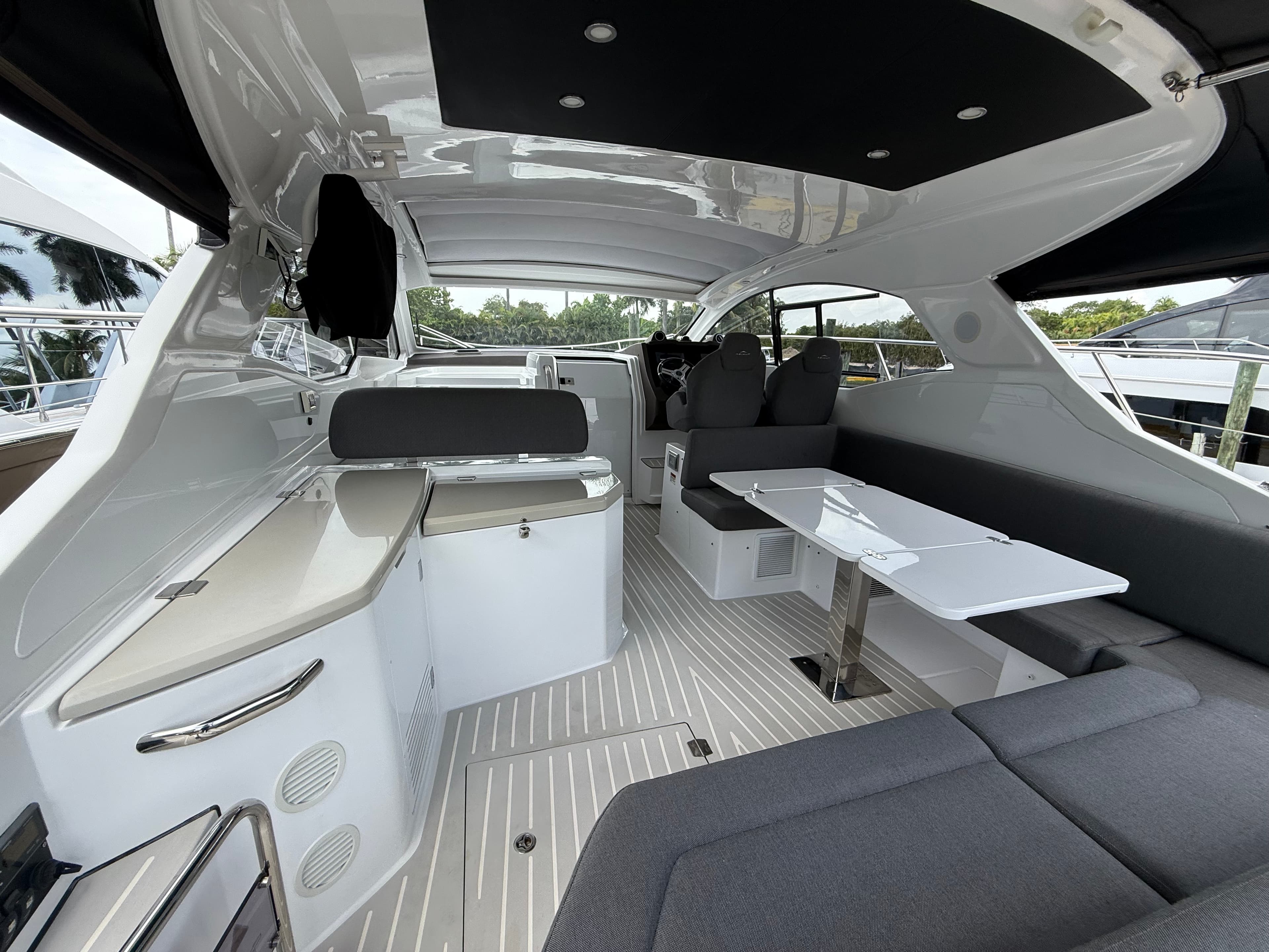 2022 Azimut Atlantis 45 for Sale in Miami, FL Sport Cruiser 4