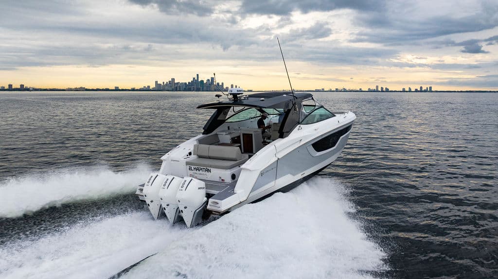 2024 Cruisers Yachts 38 GLS OB for Sale in Cocoplum Yacht Club, FL Sport Cruiser 3