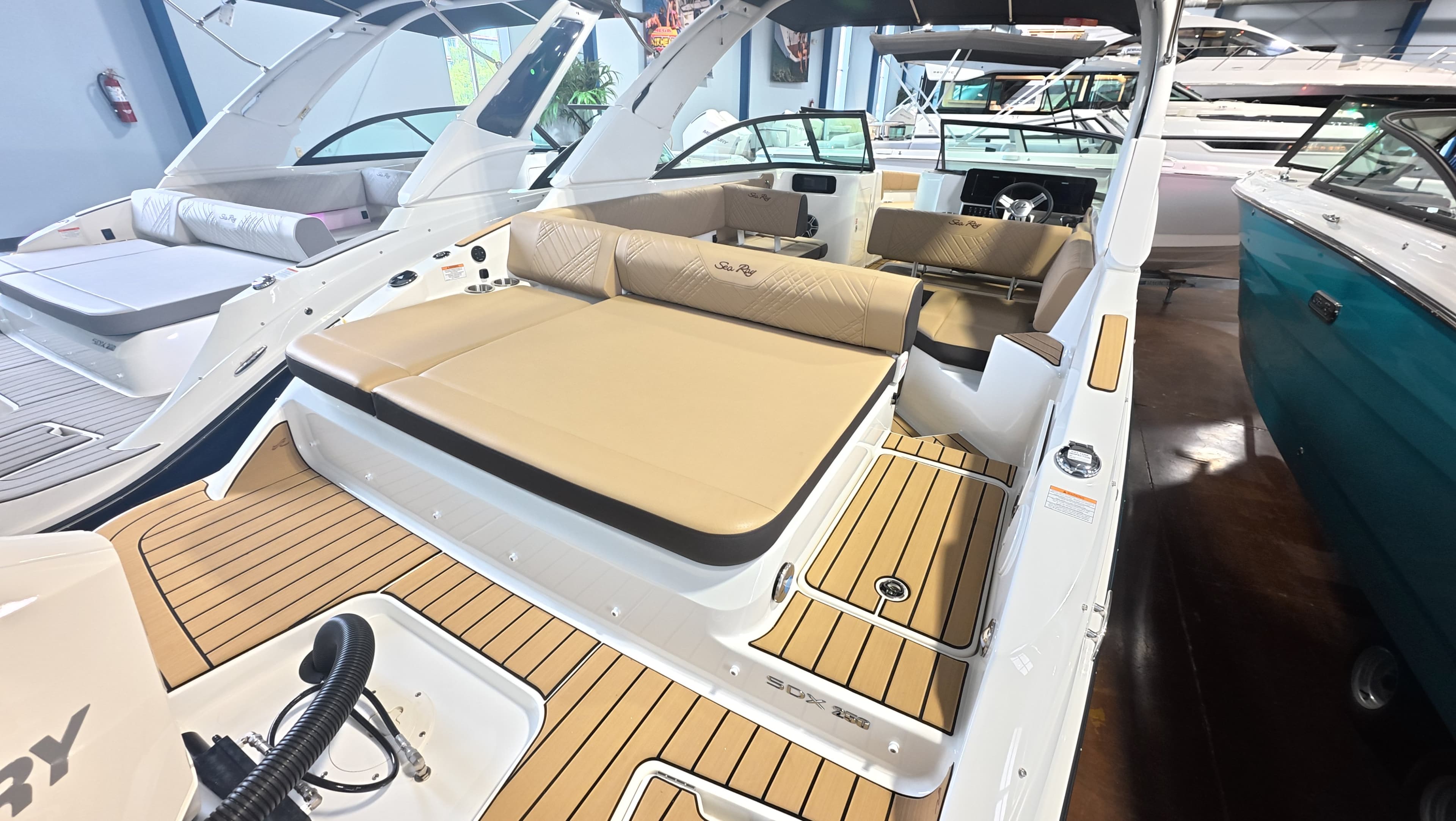 2027 Sea Ray SDX 250 Outboard for Sale in Clearwater, Florida Bowrider 4