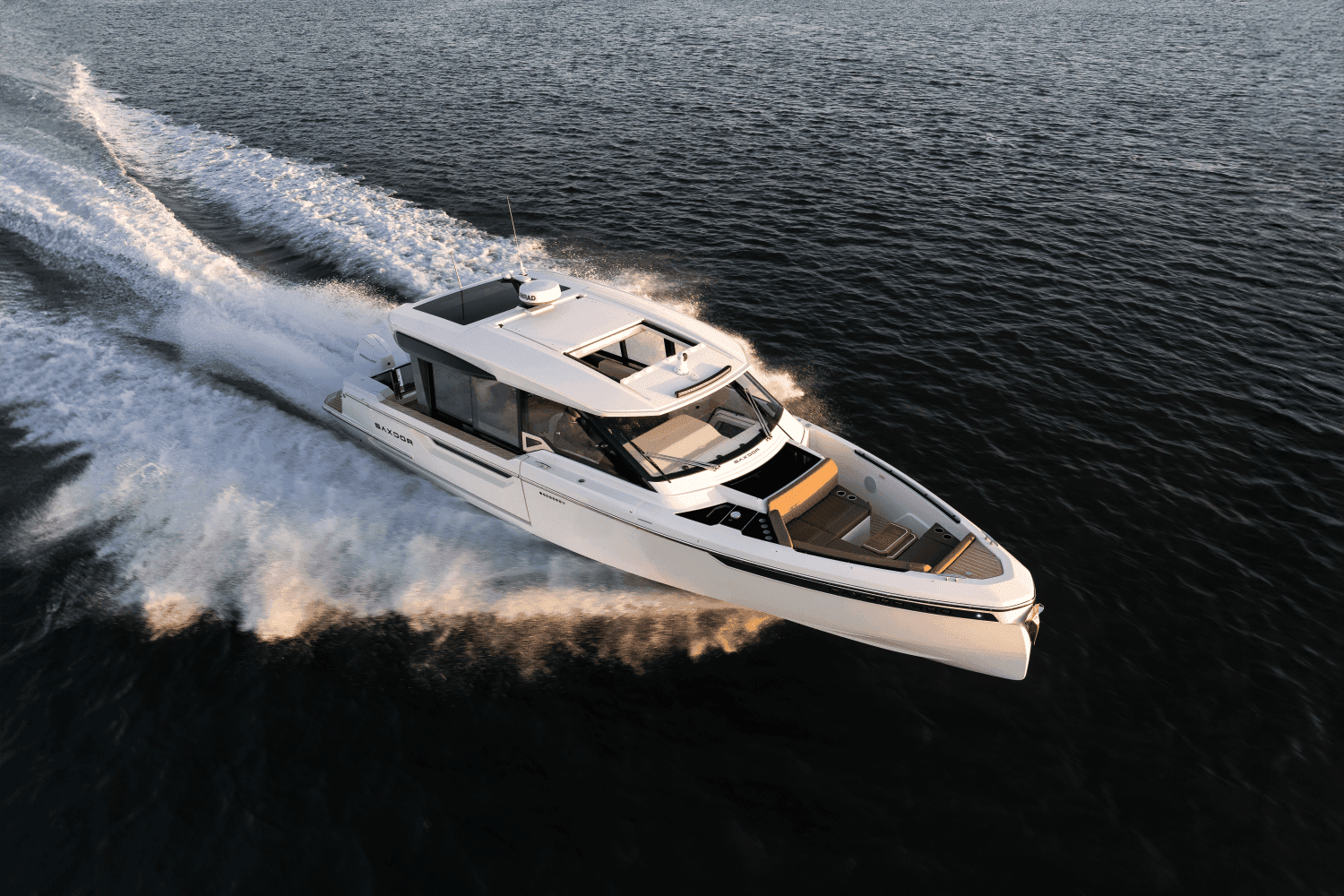 2027 Saxdor 400 GTC for Sale in Huntington, NY Motor Yacht 3