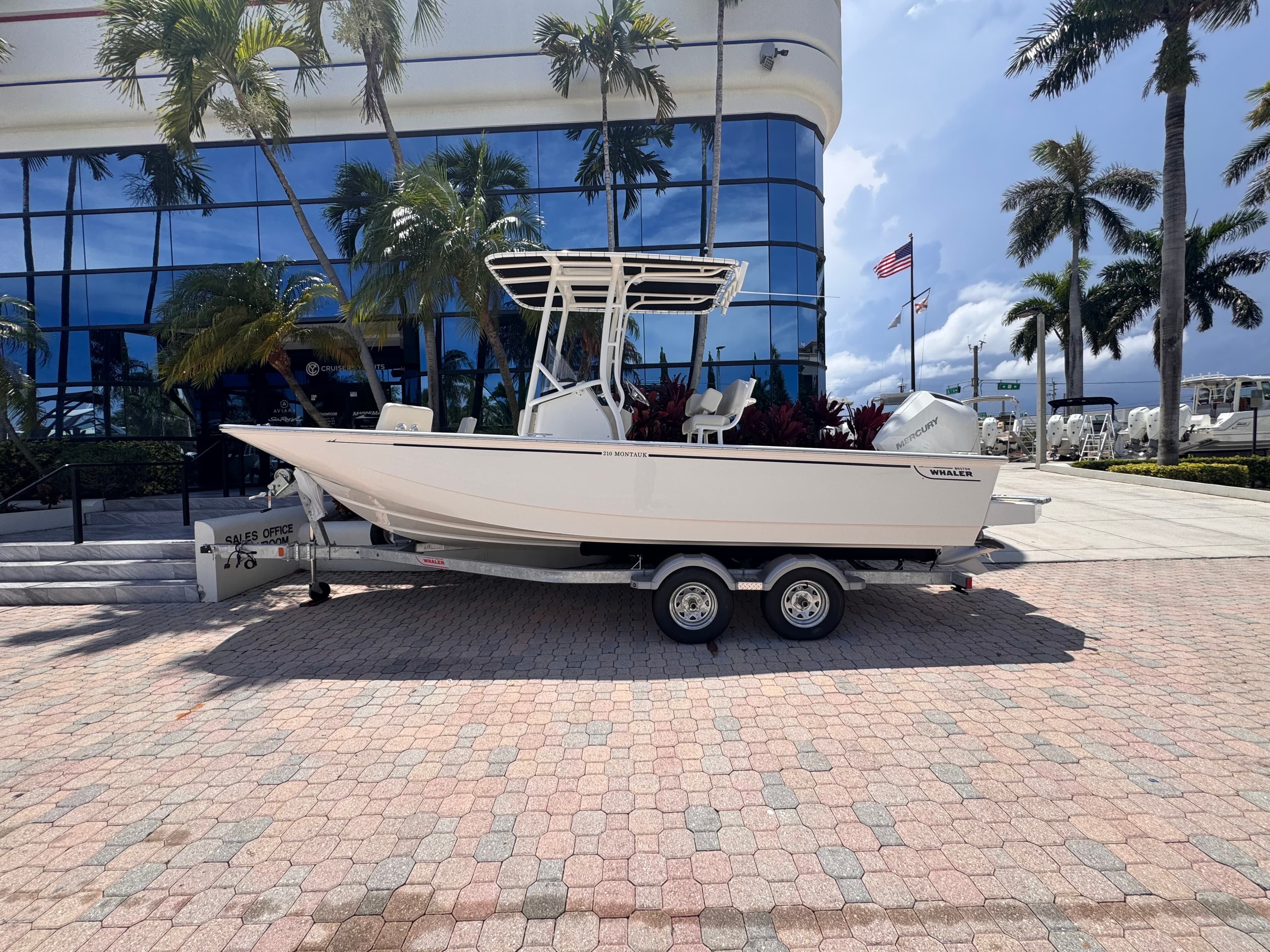 2026 Boston Whaler 210 Montauk for Sale in Pompano Beach, Florida Center Console 3