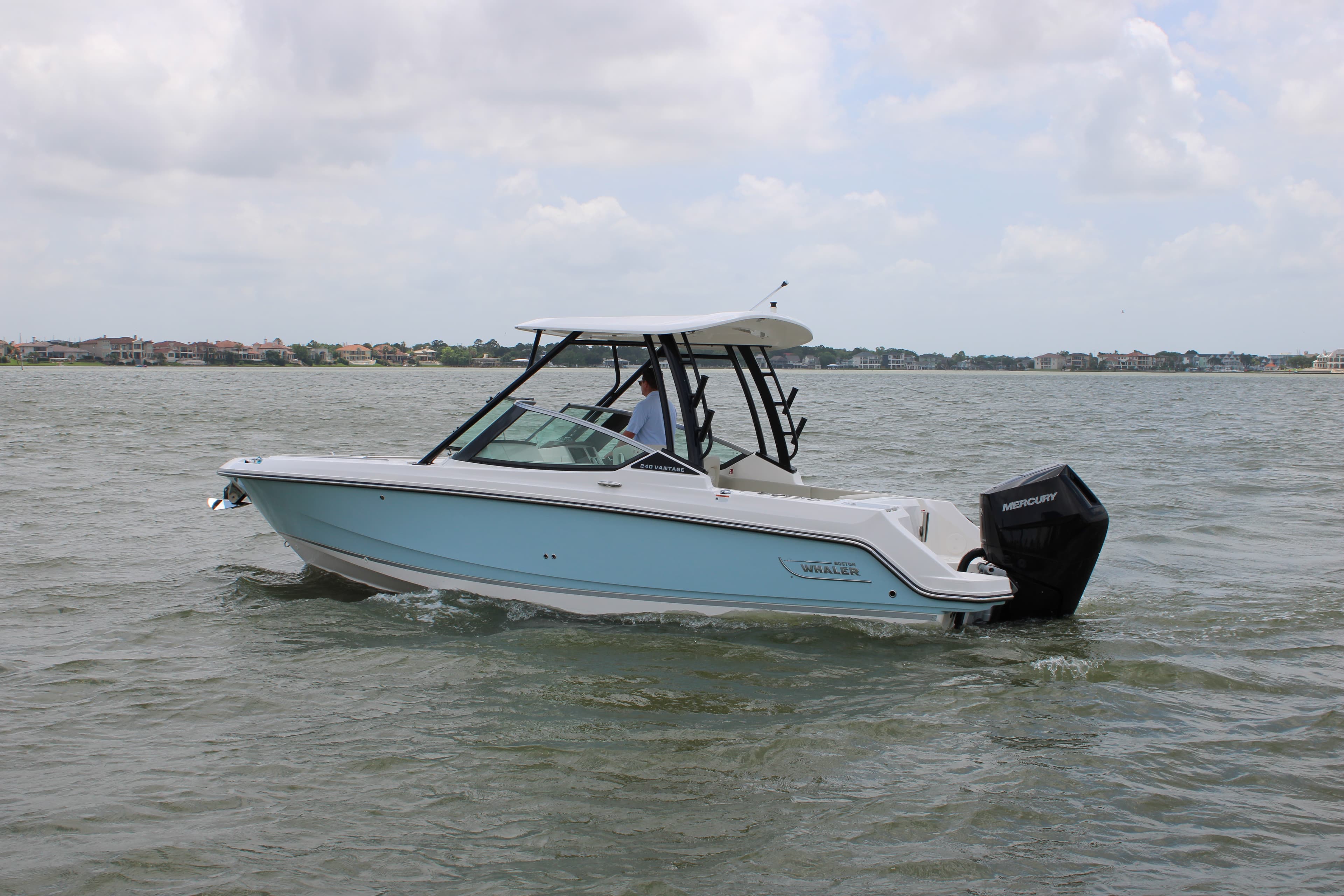 2026 Boston Whaler 240 Vantage for Sale in Seabrook, TX Dual Console 2