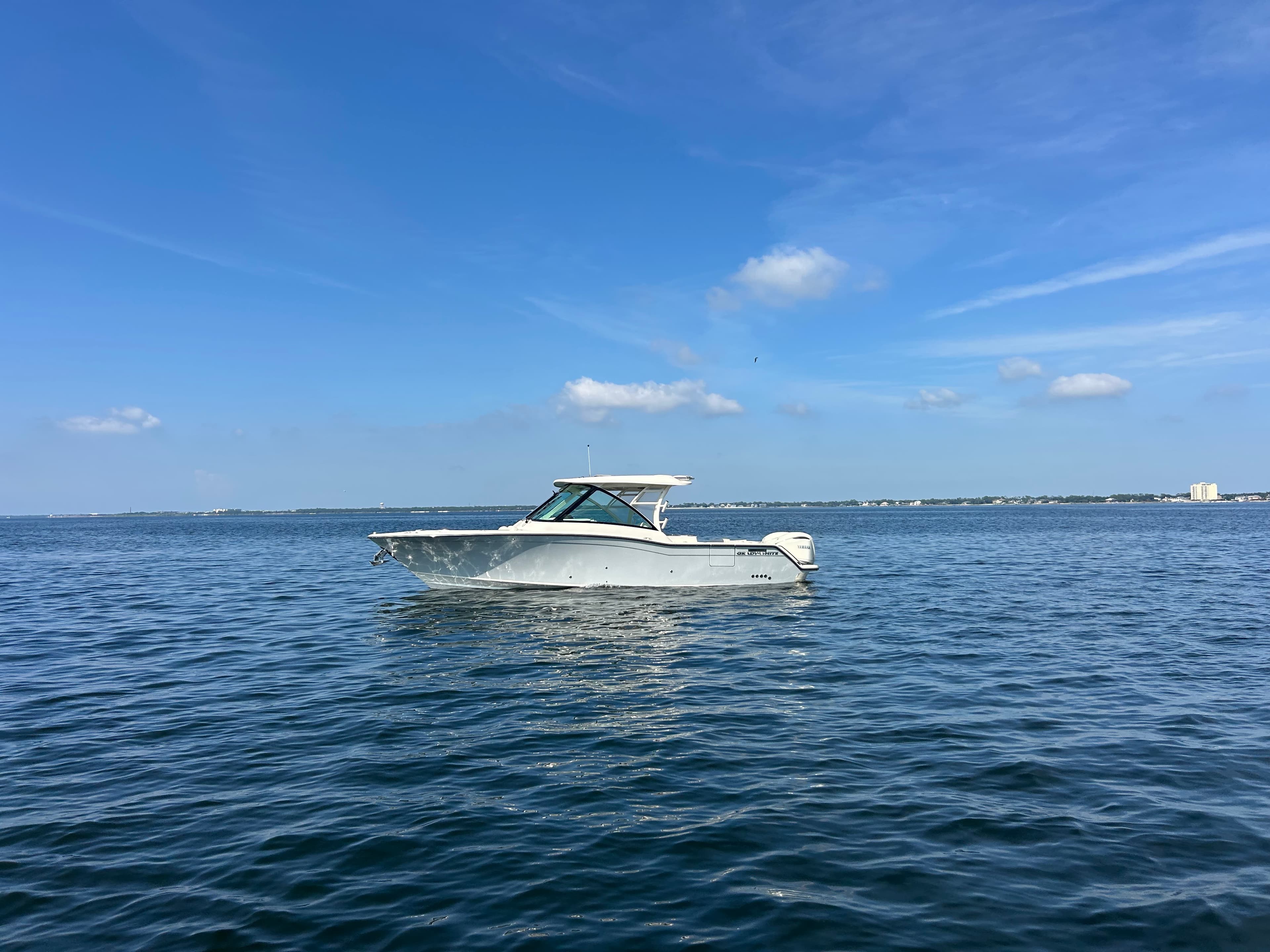 2027 Grady-White Boats Freedom 325 for Sale in Pensacola, Florida Bowrider 3
