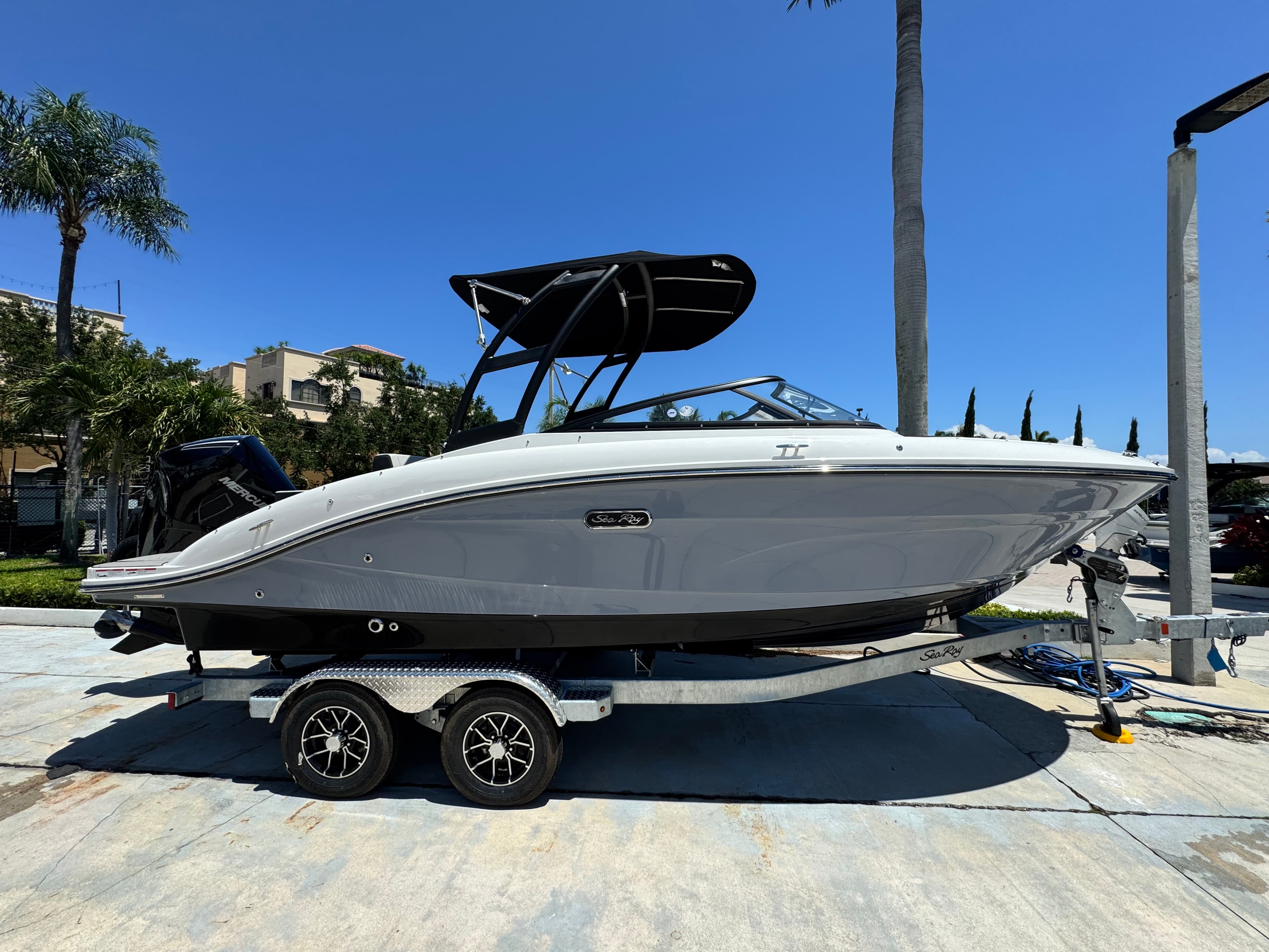 2026 Sea Ray SPX 210 Outboard for Sale in Pompano Beach, Florida Bowrider