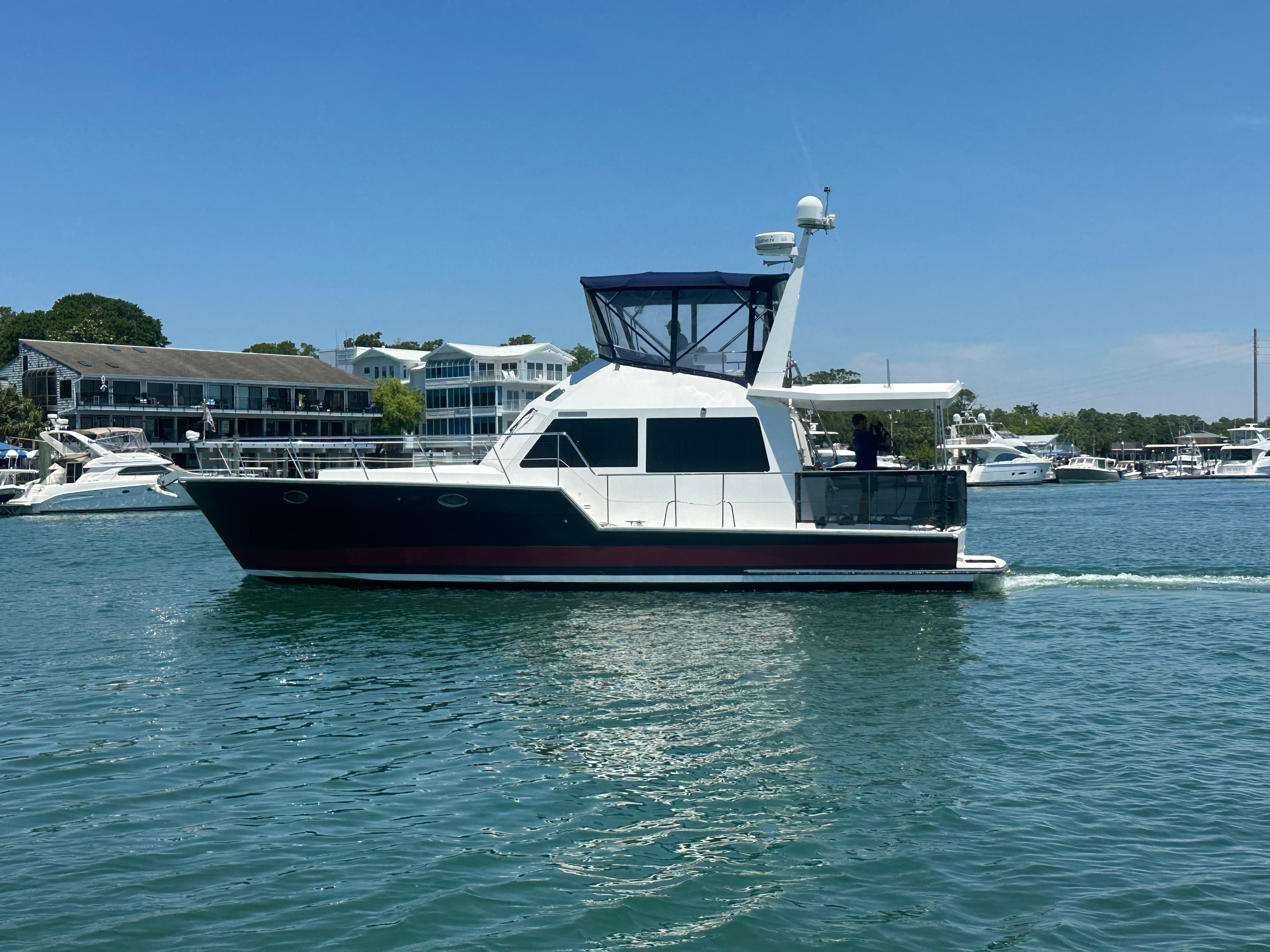 2009 Island Pilot 435 for Sale in Wilmington, North Carolina Motor Yacht