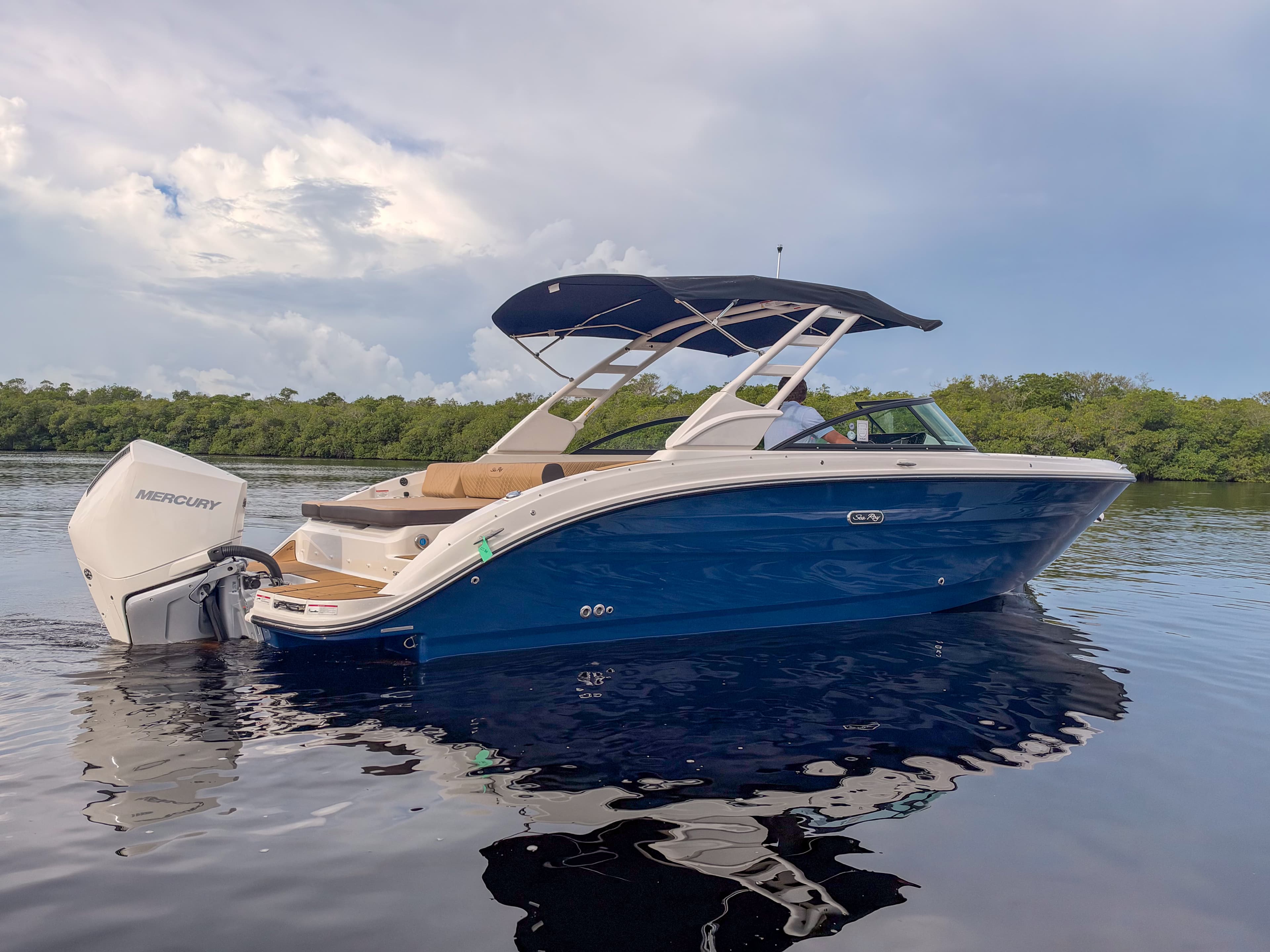 2027 Sea Ray SDX 270 Outboard for Sale in Fort Myers, FL Bowrider 3
