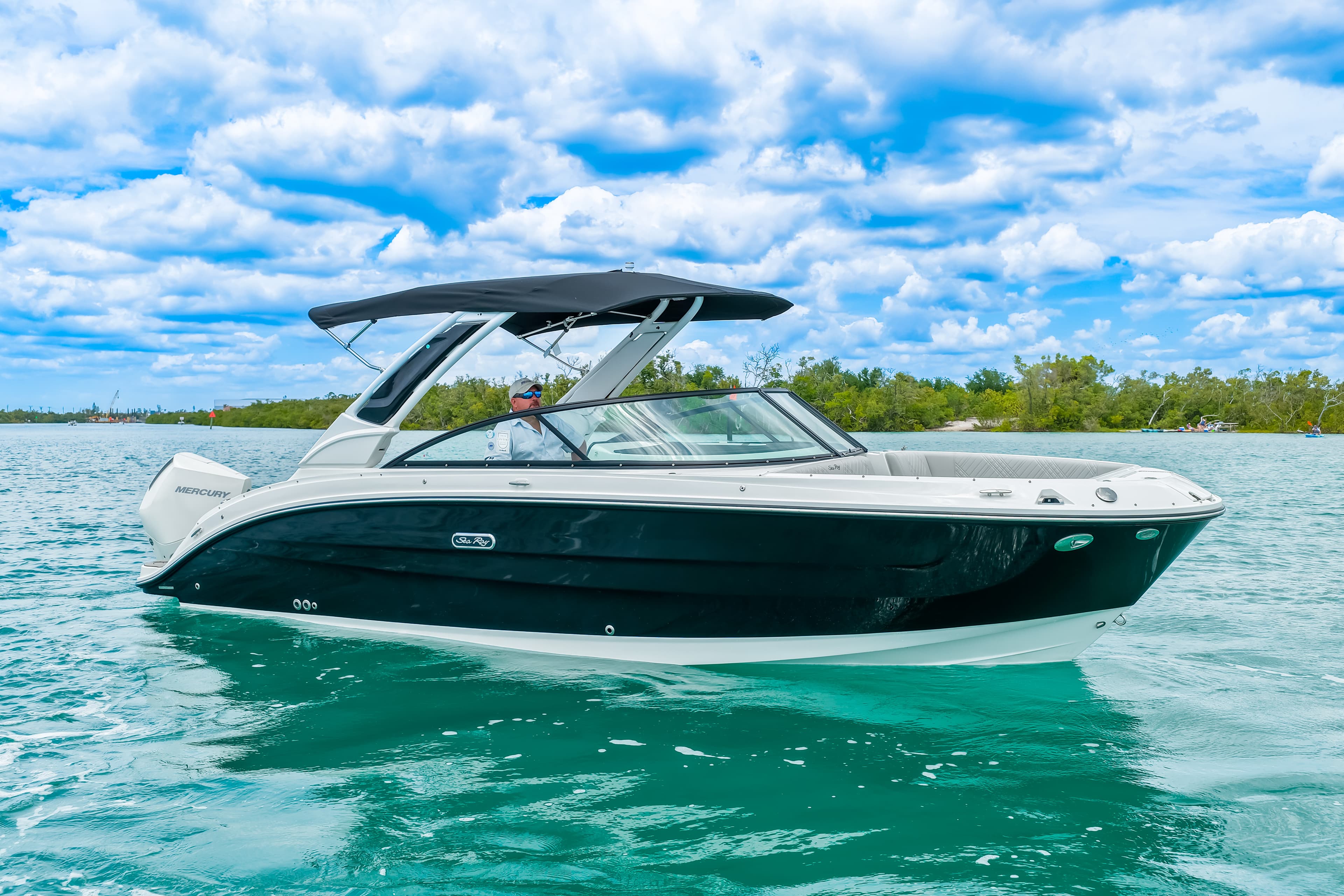 2026 Sea Ray SDX 250 Outboard for Sale in Venice, Florida Bowrider