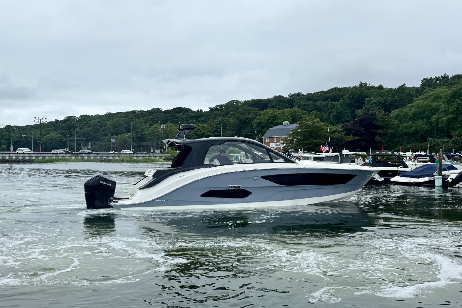 2026 Sea Ray Sundancer 370 Outboard for Sale in Huntington, NY Bowrider
