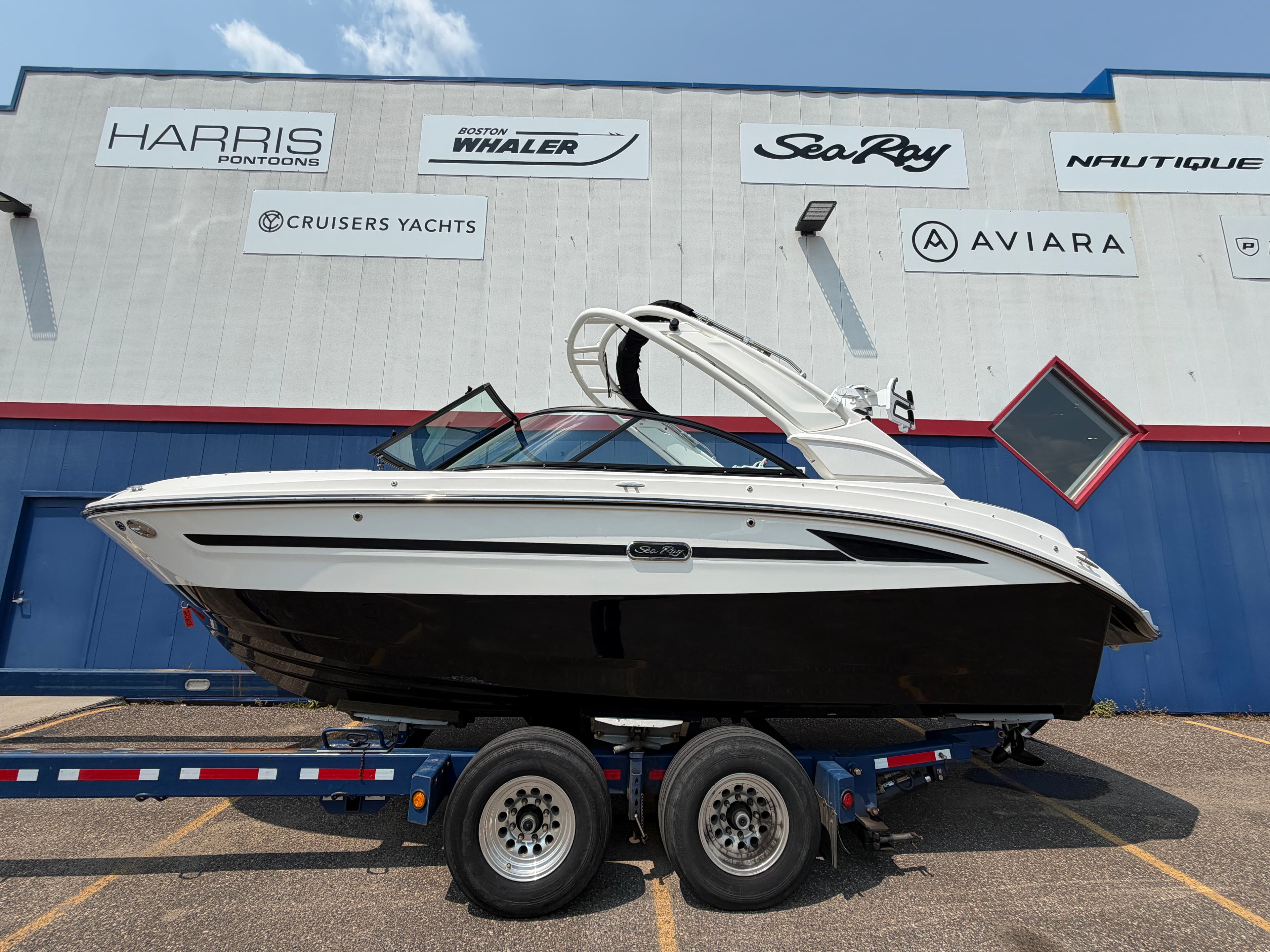 2026 Sea Ray SDX 230 Surf for Sale in Rogers, MN Bowrider