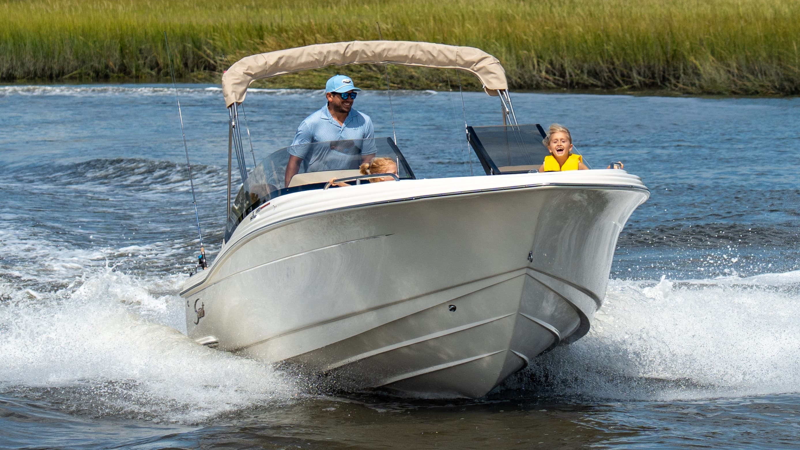 2026 Scout Boats 220 Dorado for Sale in Grasonville, MD Dual Console 3