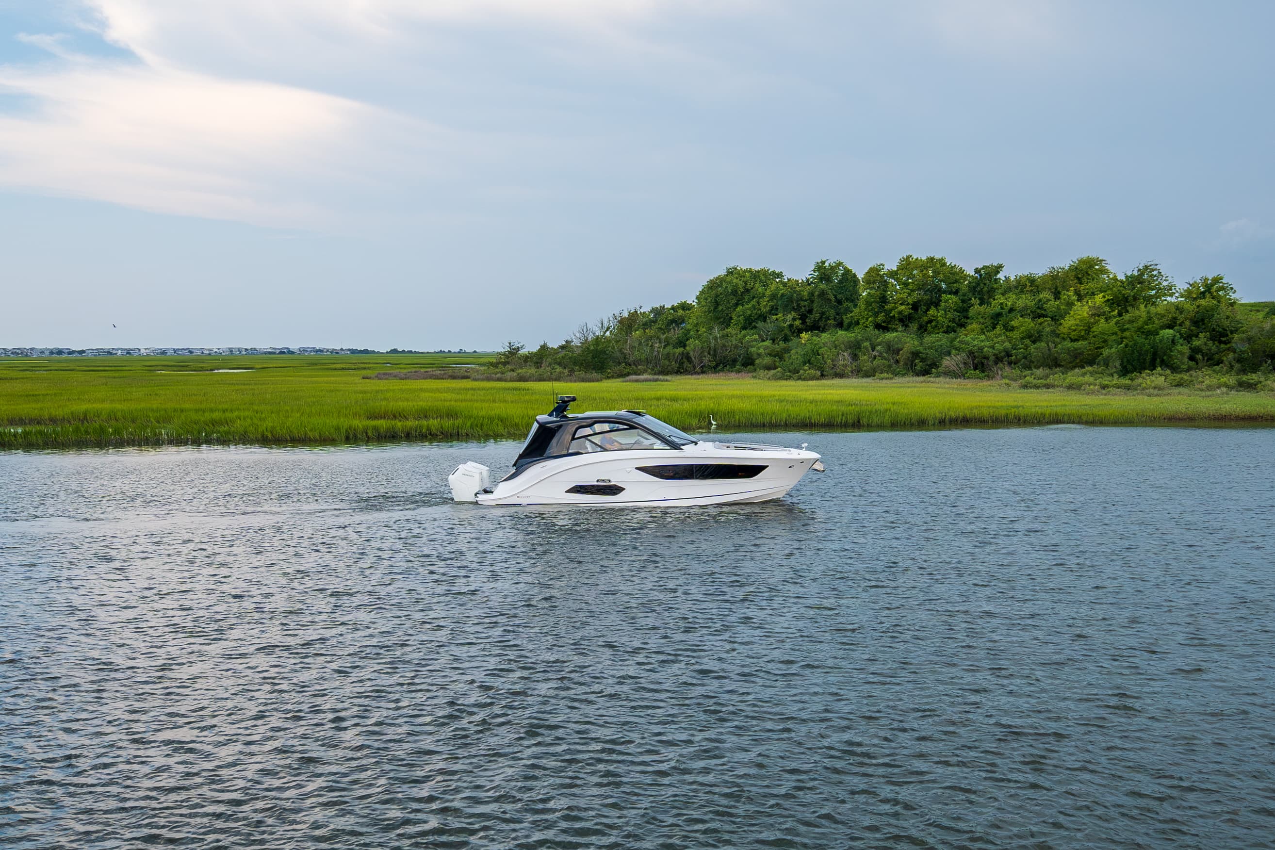2026 Sea Ray Sundancer 370 Outboard for Sale in Wrightsville Beach, North Carolina Bowrider 2