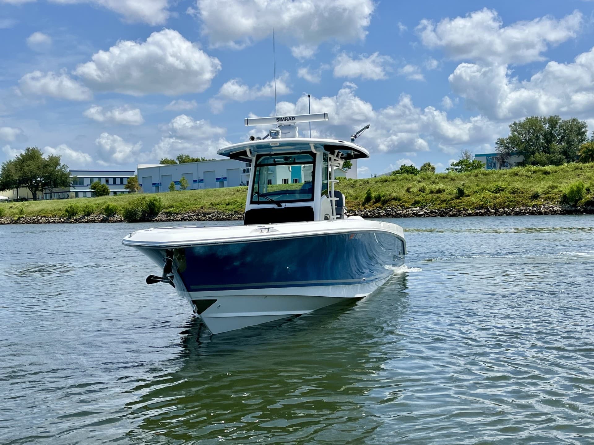 2023 Boston Whaler 330 Outrage for Sale in Venice, Florida Center Console 4