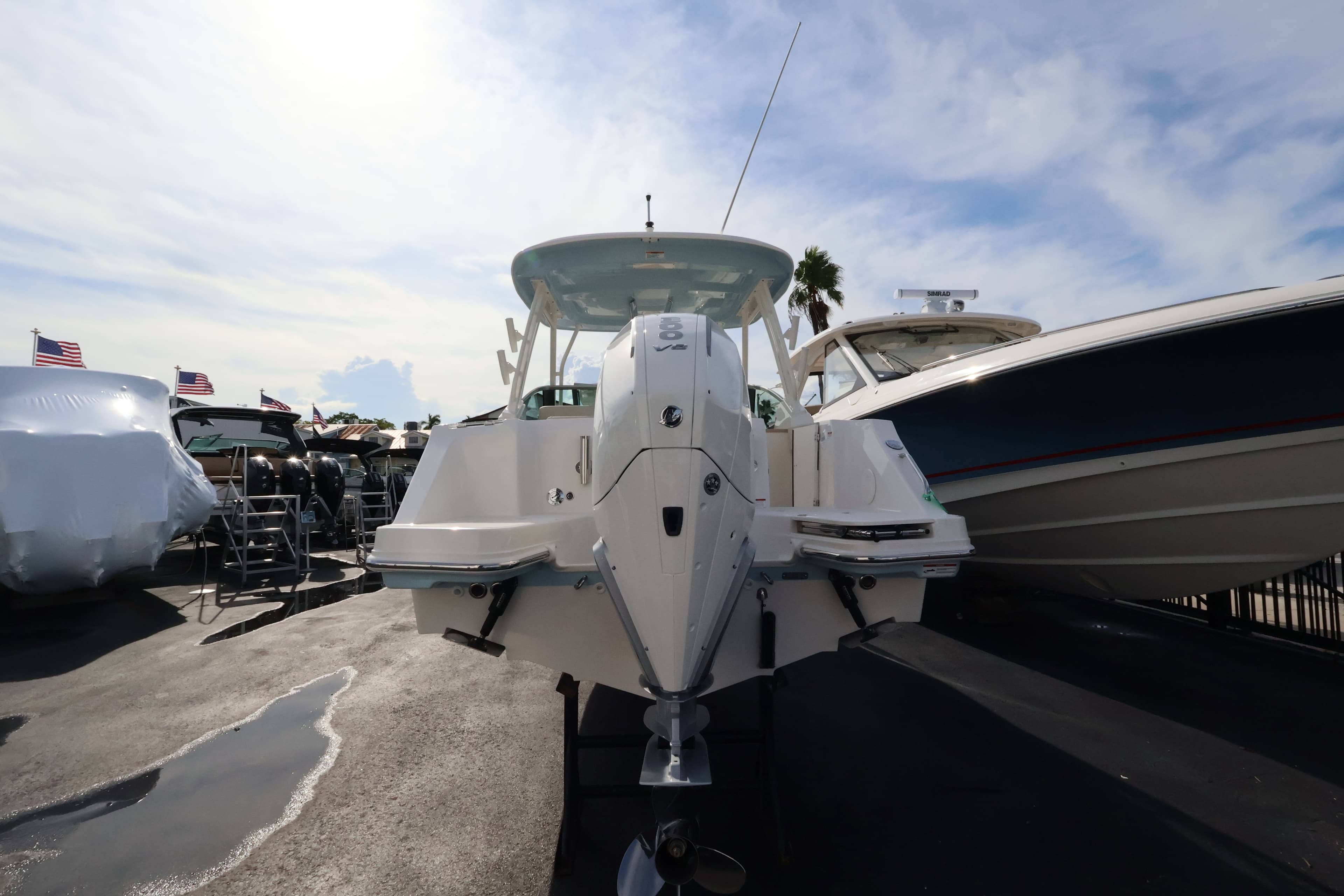 2027 Boston Whaler 240 Vantage for Sale in Naples, Florida Dual Console 3