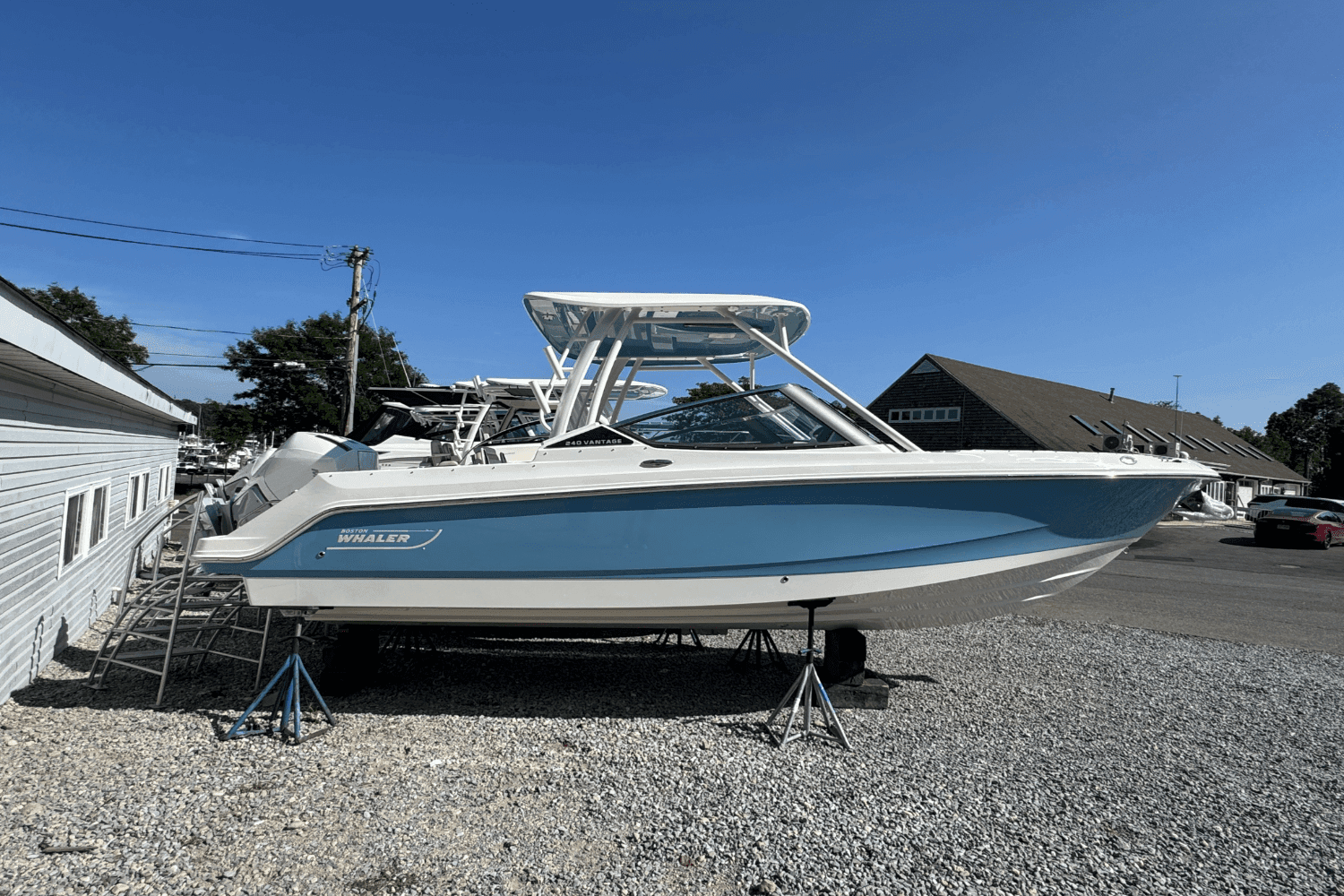 2026 Boston Whaler 240 Vantage for Sale in Huntington, NY Dual Console
