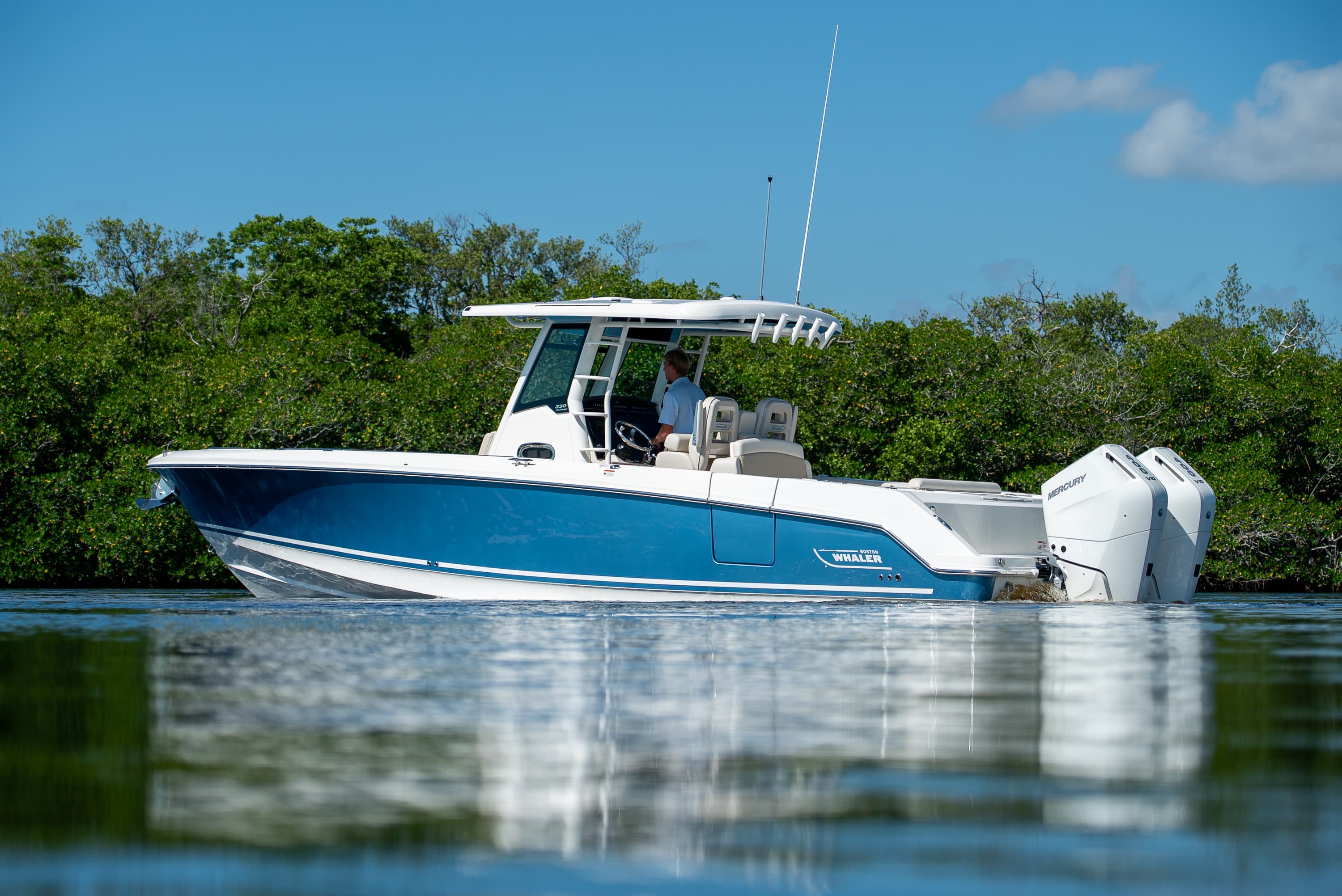 2026 Boston Whaler 330 Outrage for Sale in Fort Myers, FL Center Console 2