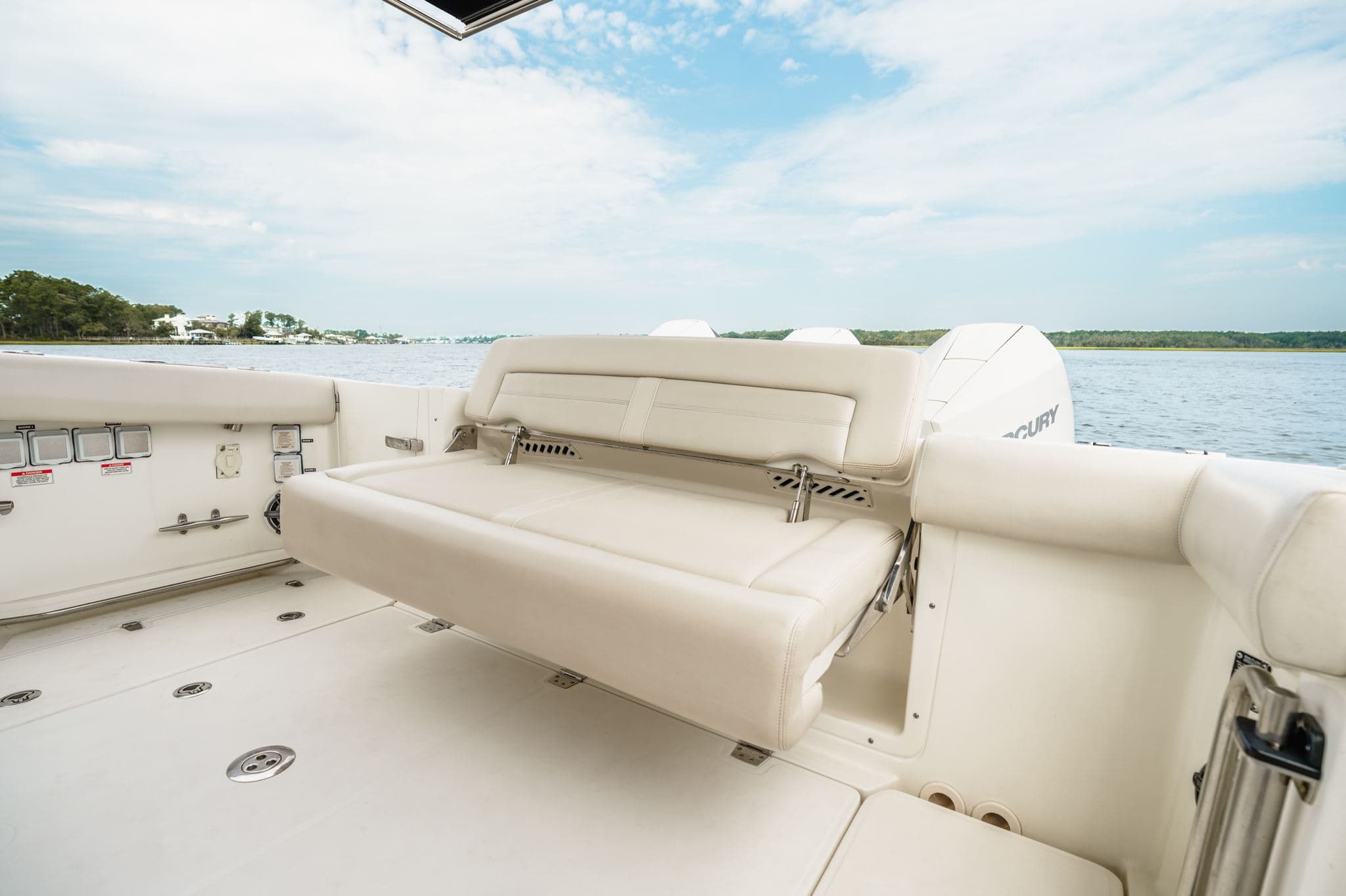 2021 Boston Whaler 350 Realm for Sale in Charleston, SC Bowrider 5